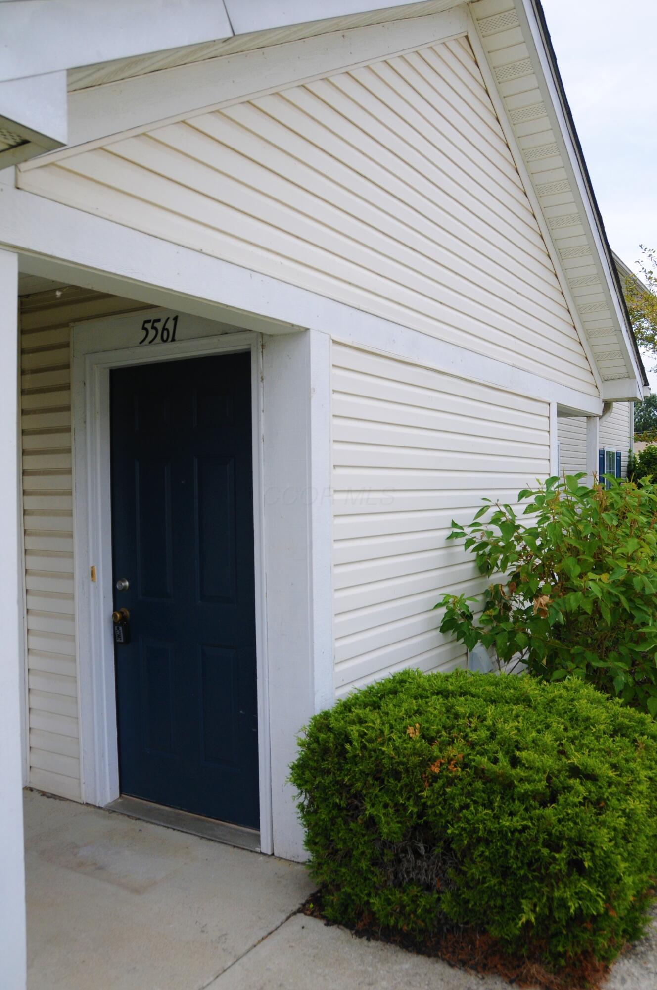 5561 Cedar Spring — photo