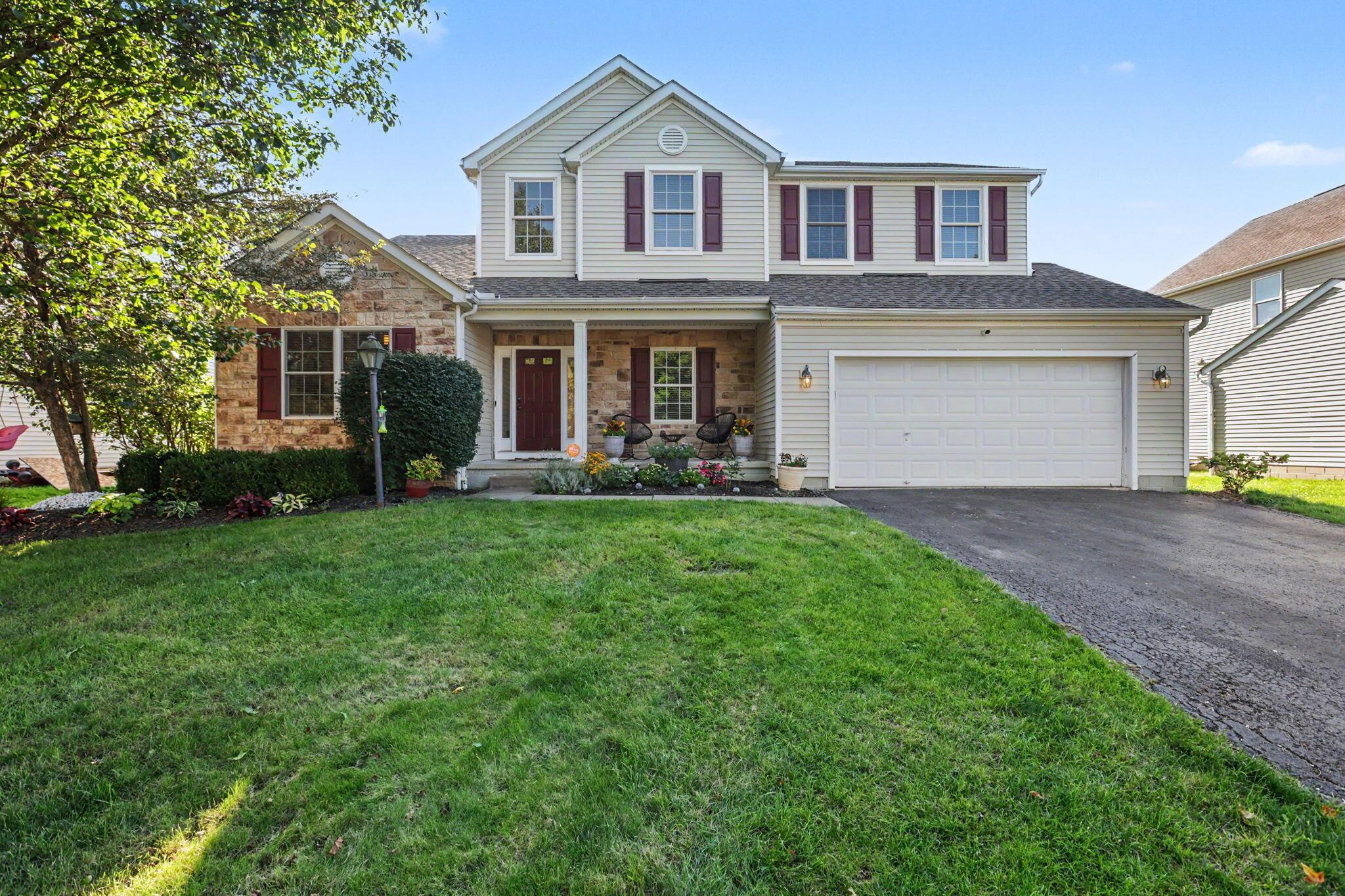 350 Linden Circle — photo