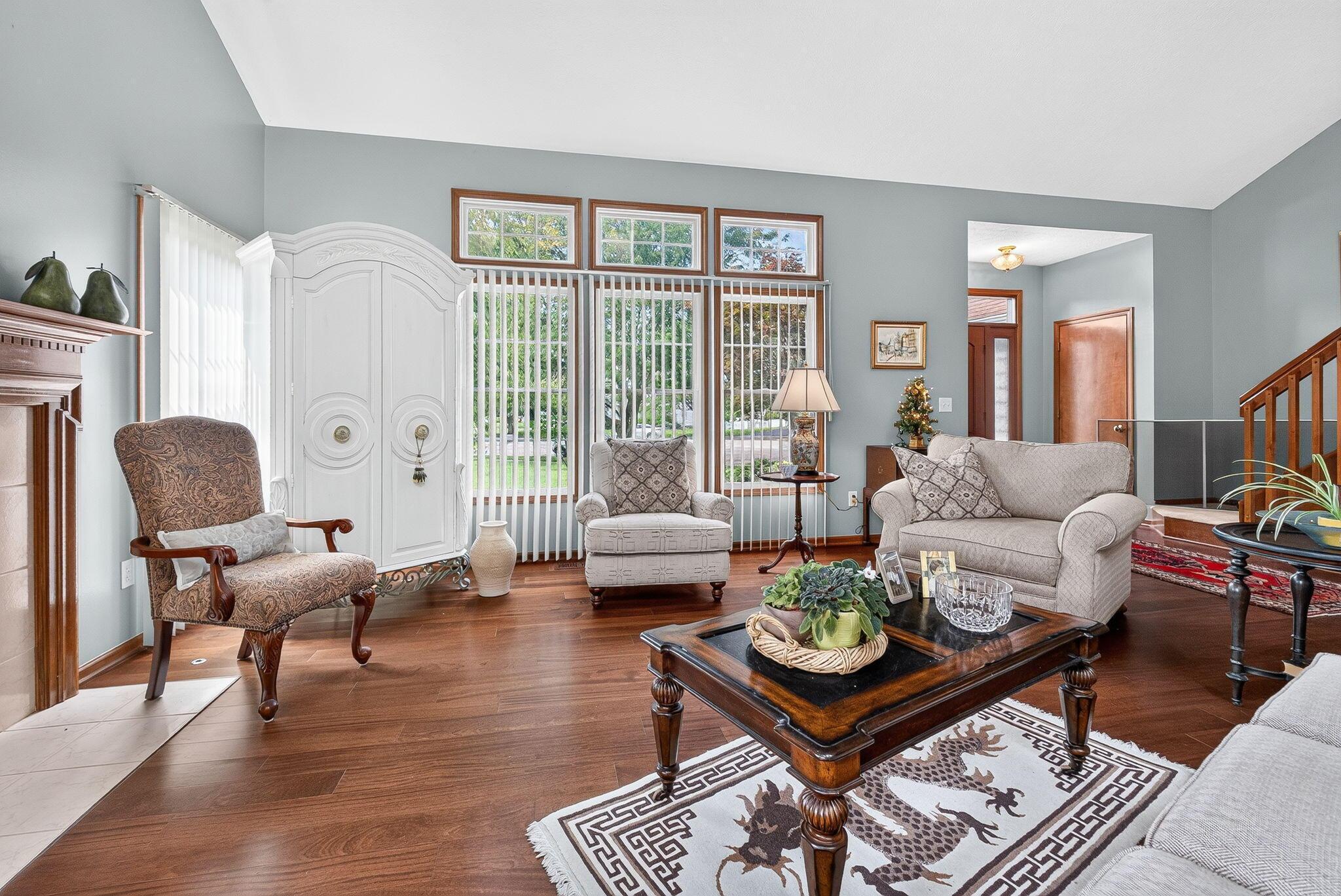 6084 Maidstone Court — photo