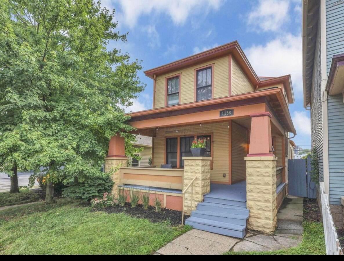 1158 Summit Street — photo