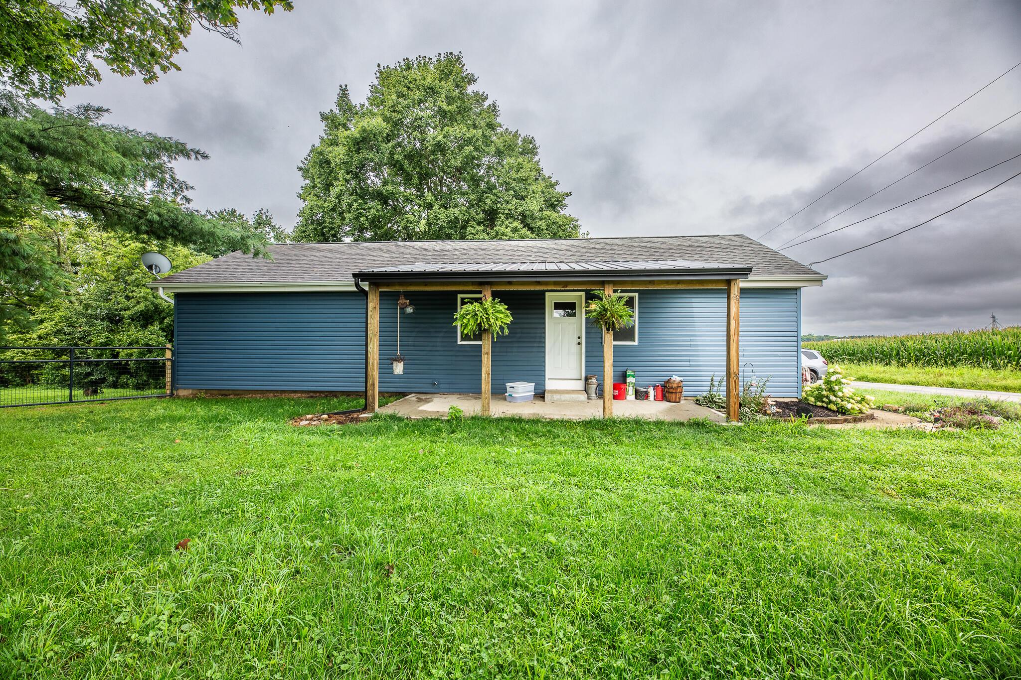 6135 Allen Road — photo