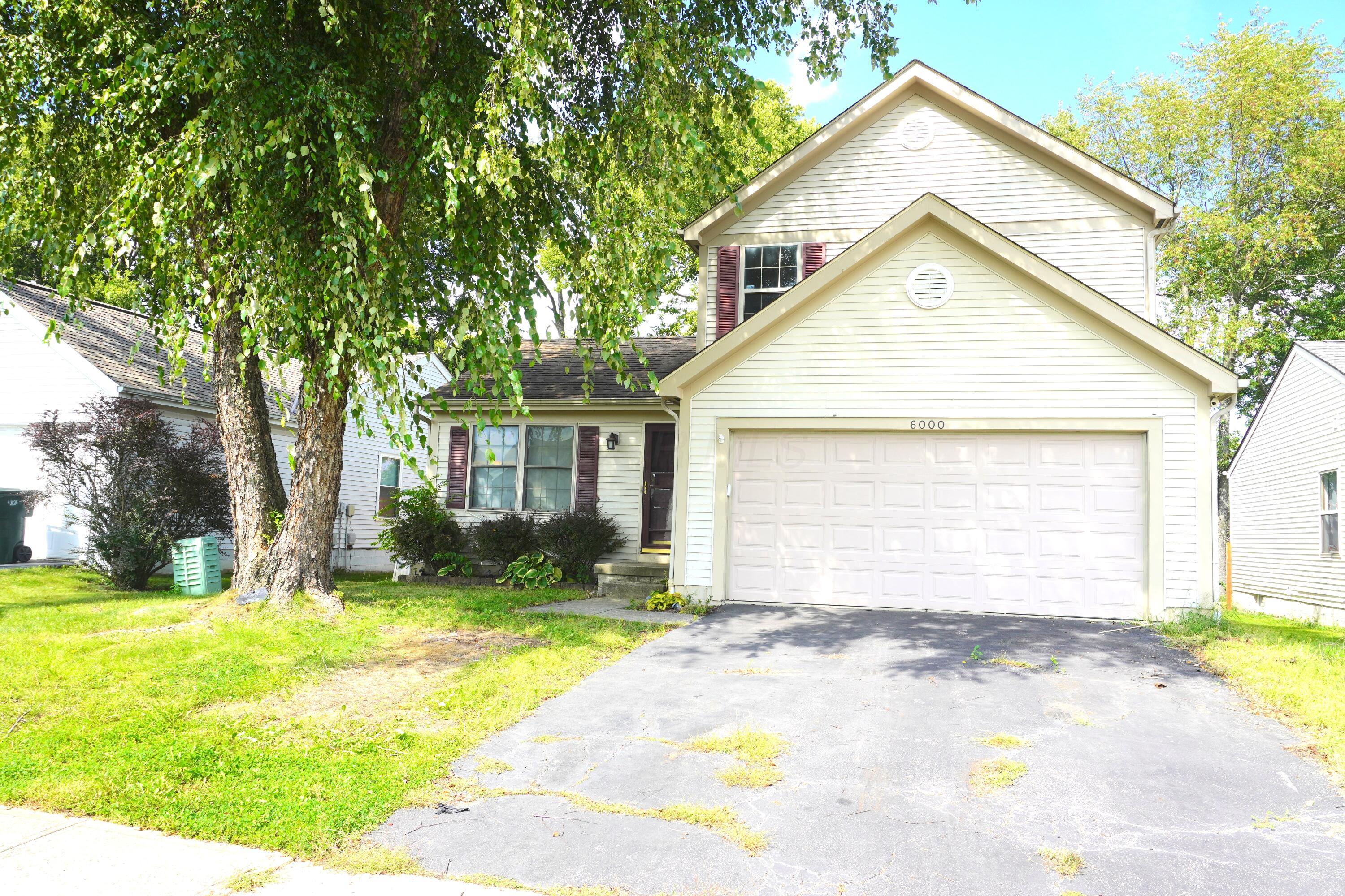 6000 Leafridge Lane — photo