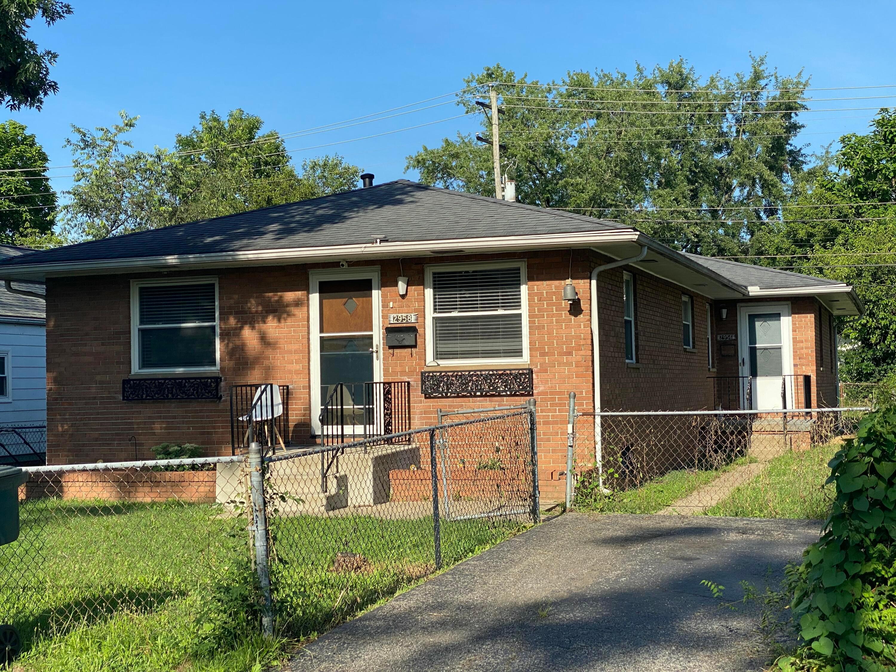 2956 Pontiac Street — photo
