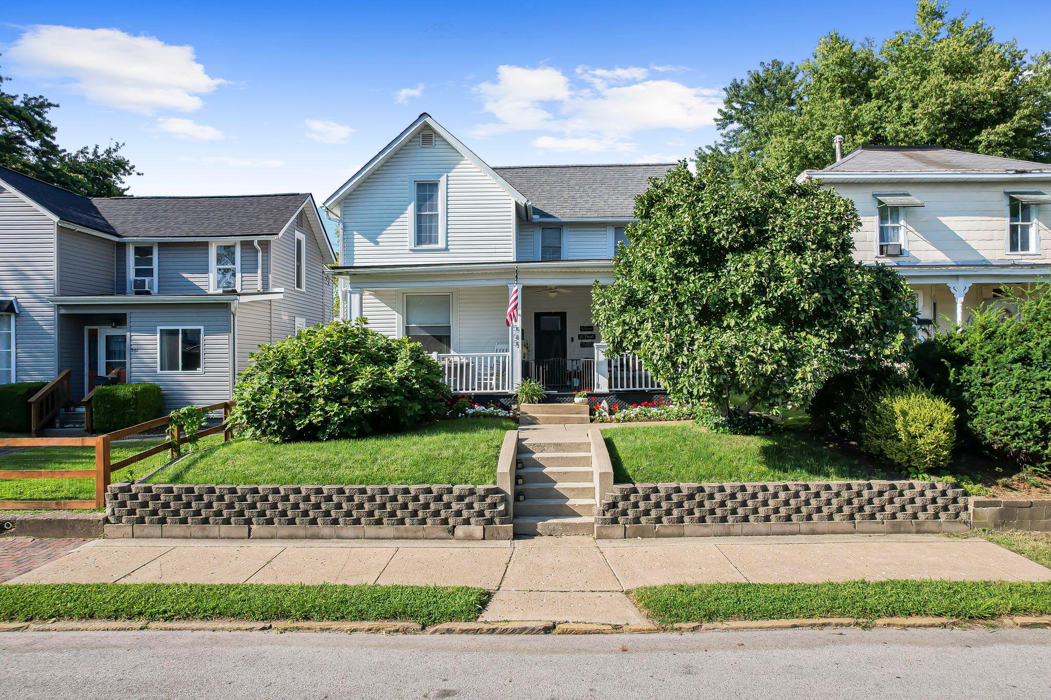 565 E Chestnut Street, Lancaster, OH 43130 — photo 2