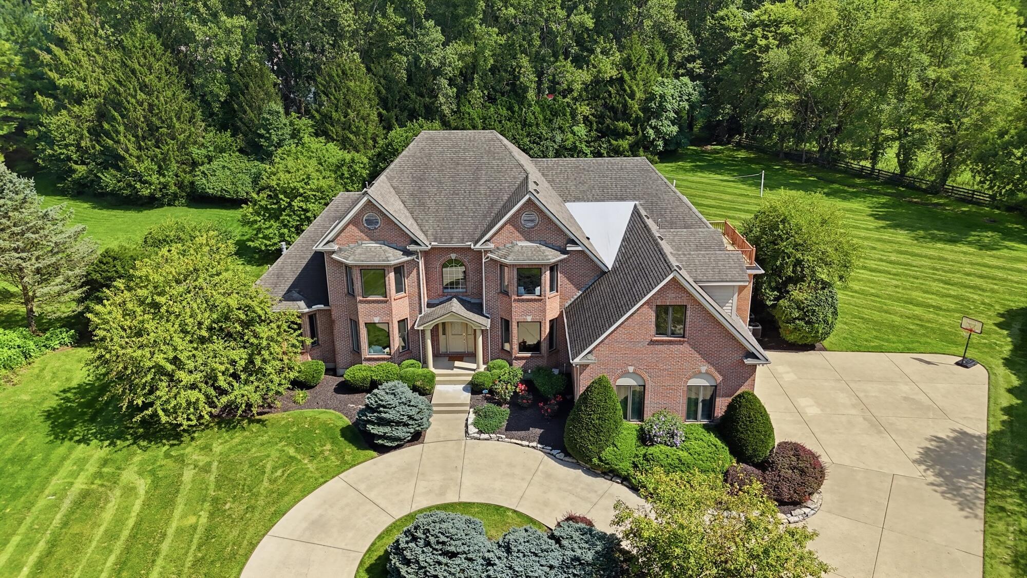 2638 Ballydoyle Drive — photo