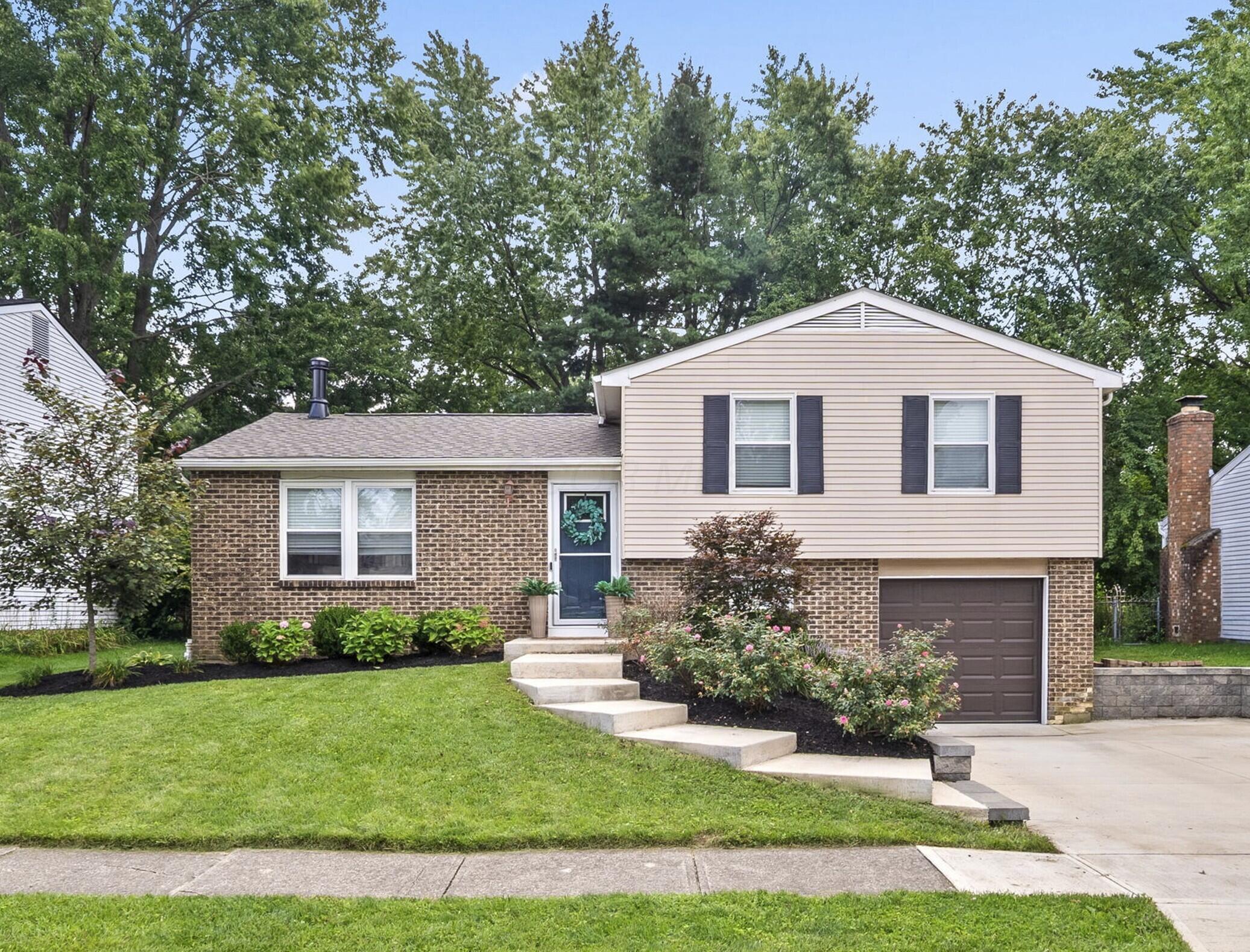 6344 Thrasher Loop — photo