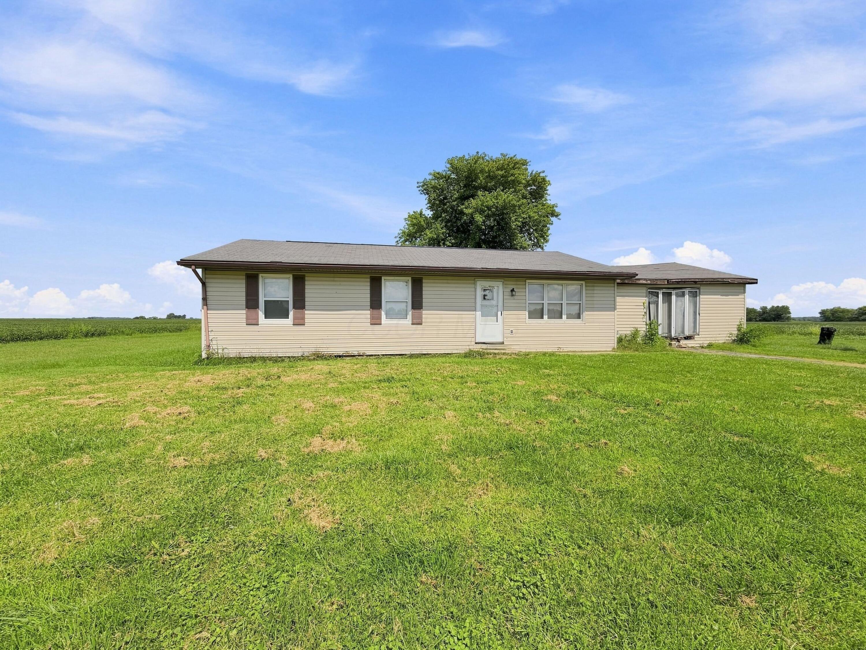 16155 Yankeetown Chenoweth Road — photo