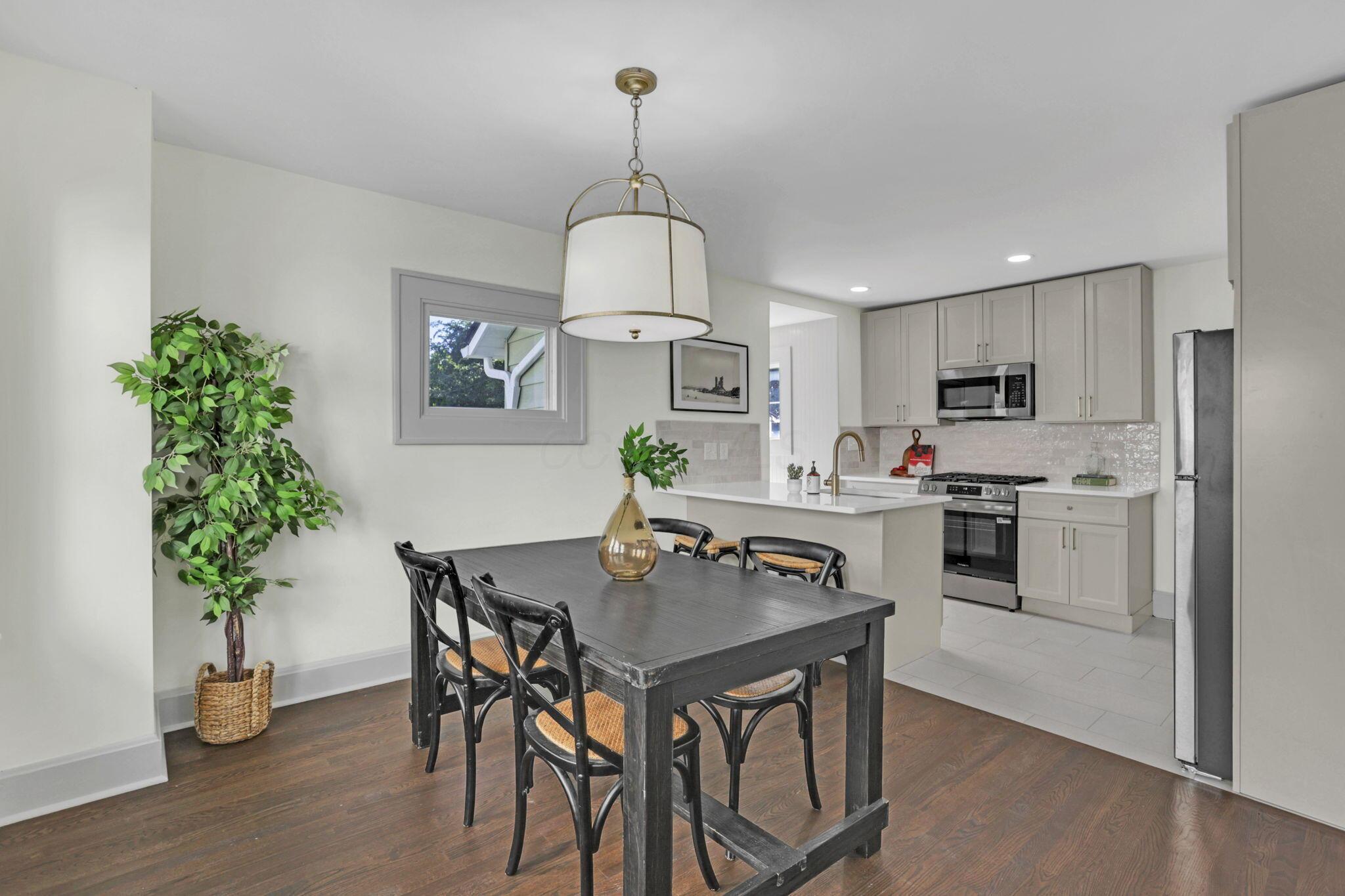 272 E Markison Avenue, Columbus, OH 43207 — photo 3