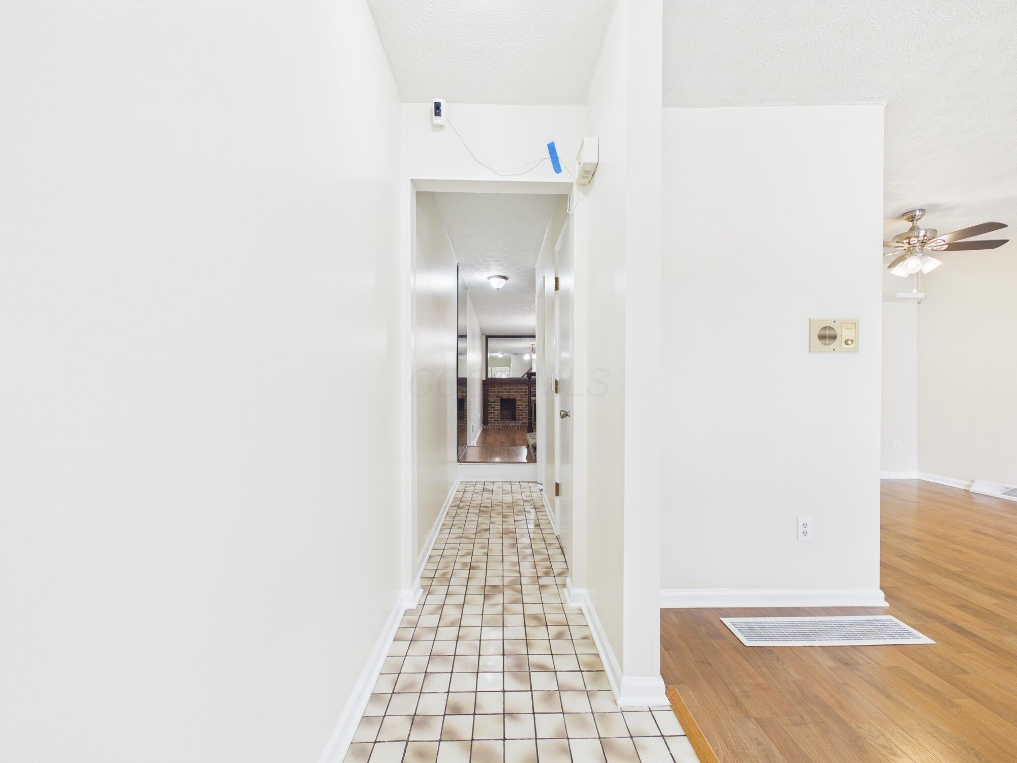 1577 Sandringham Court — photo