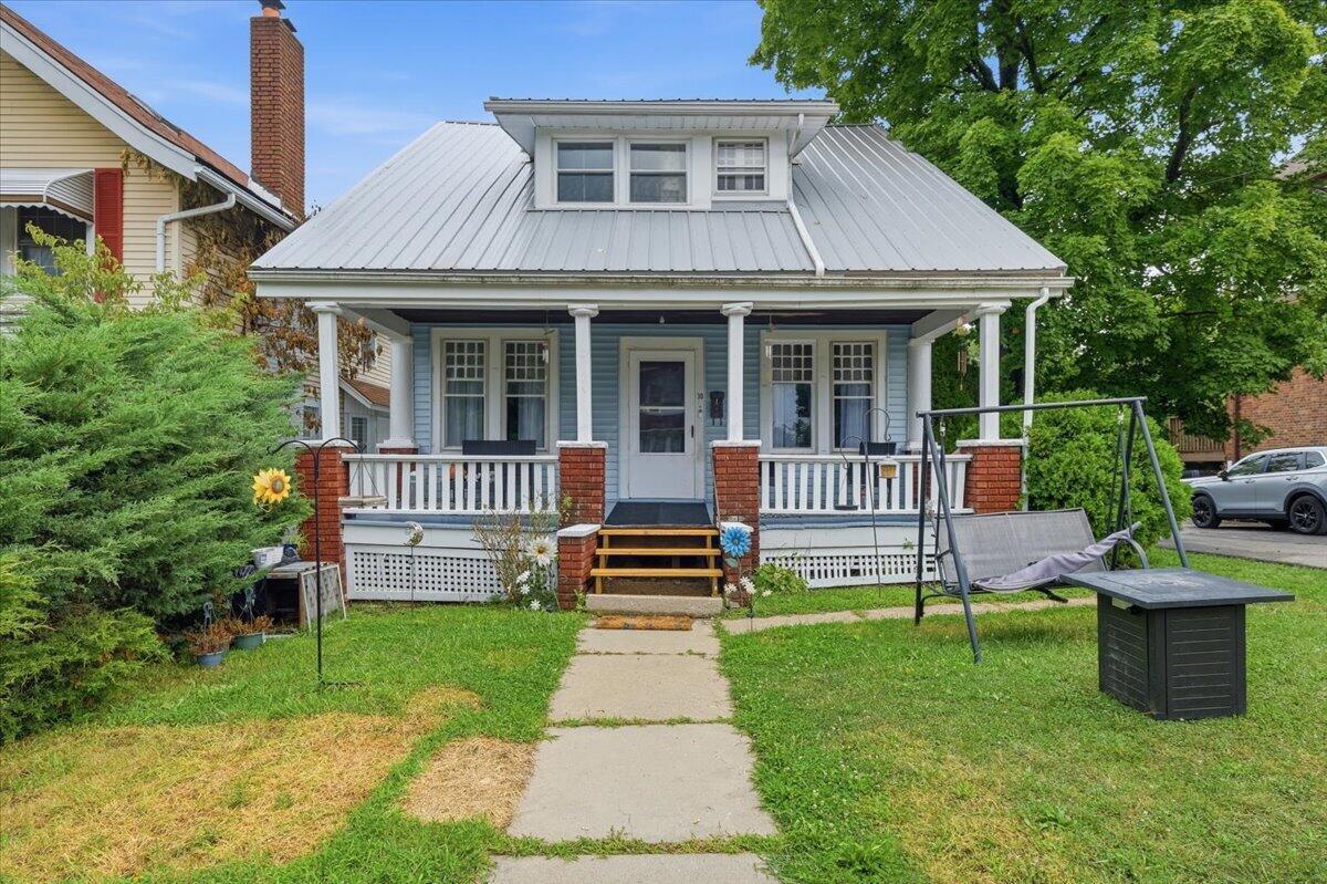30 Helen Avenue — photo