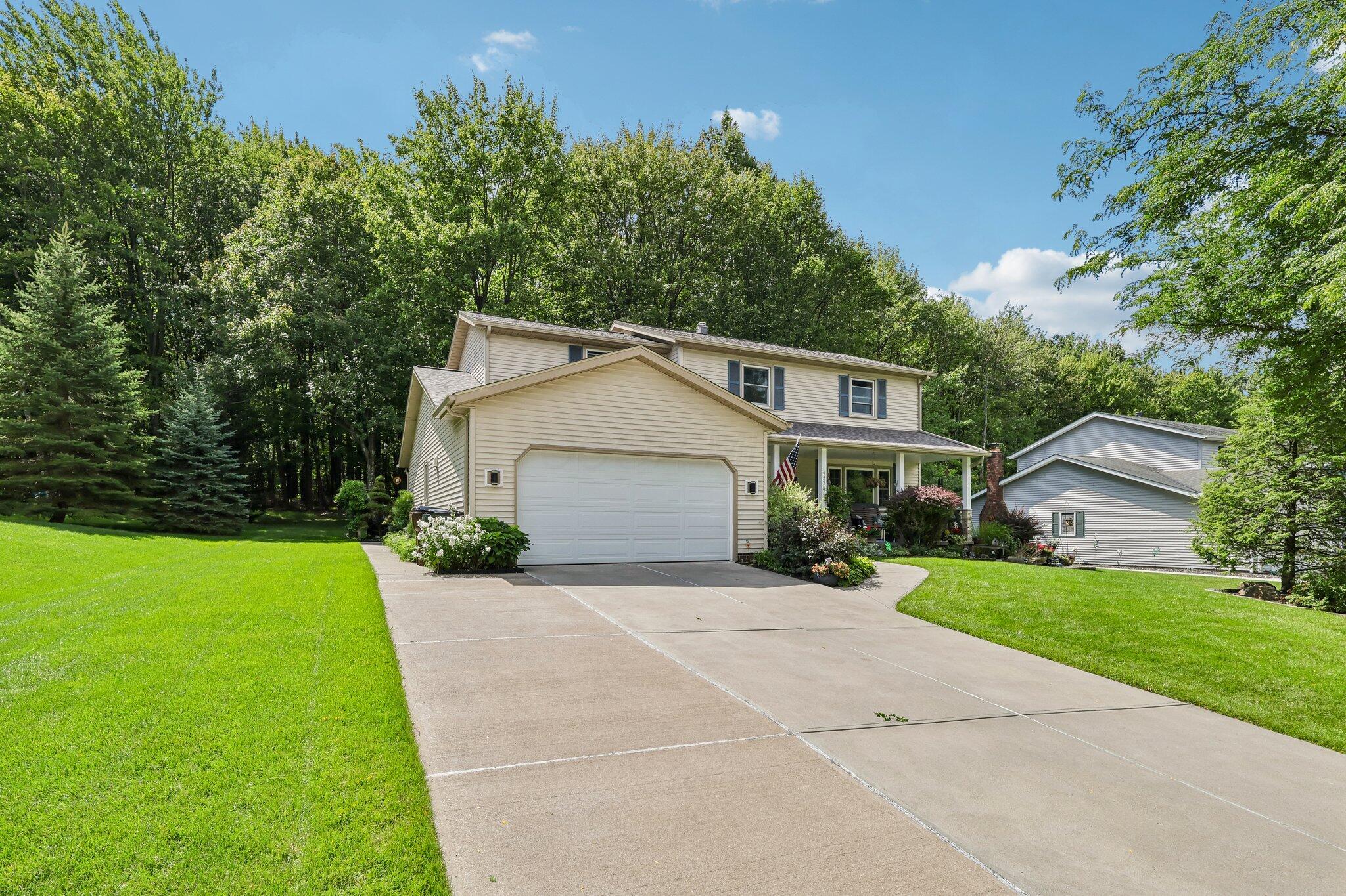 4525 Wood Thrush Drive — photo