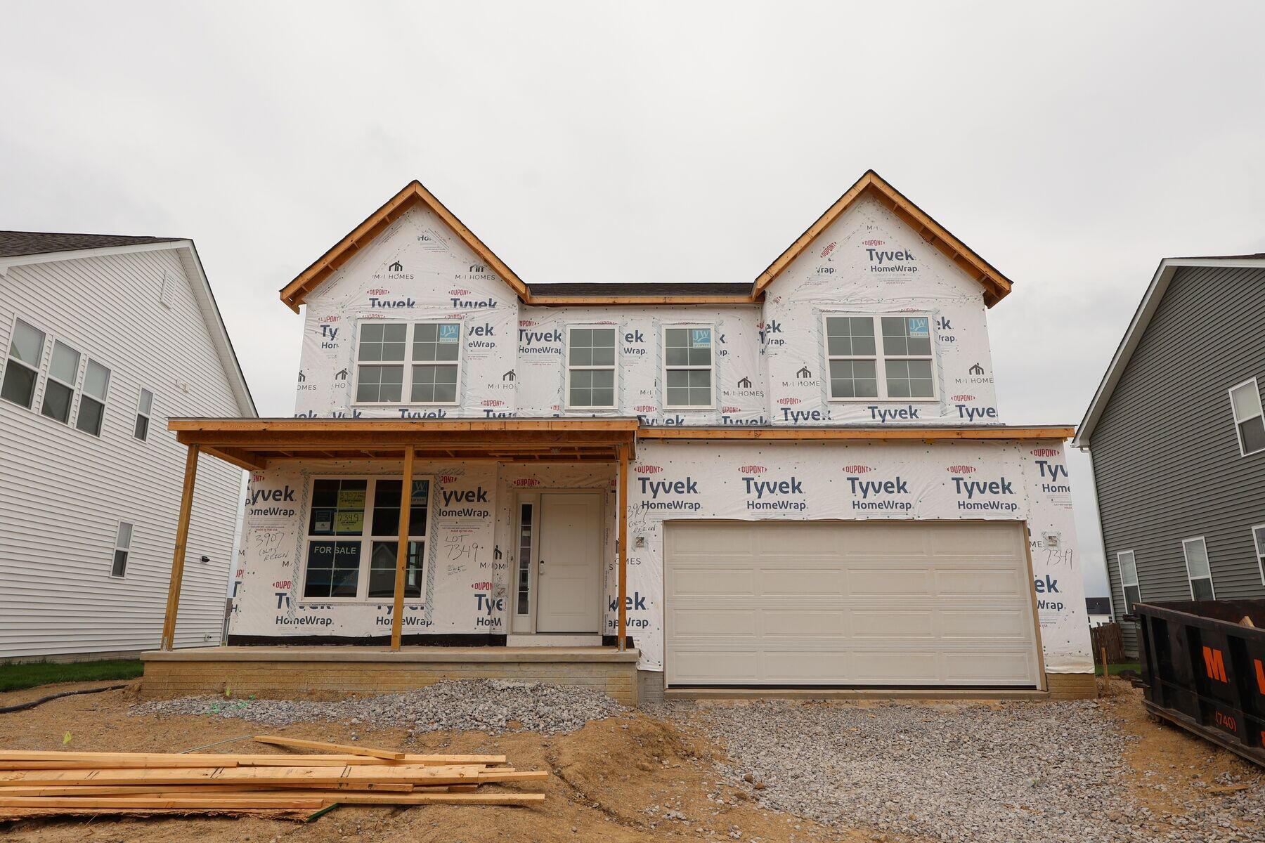 3907 Colts Reign Drive — photo