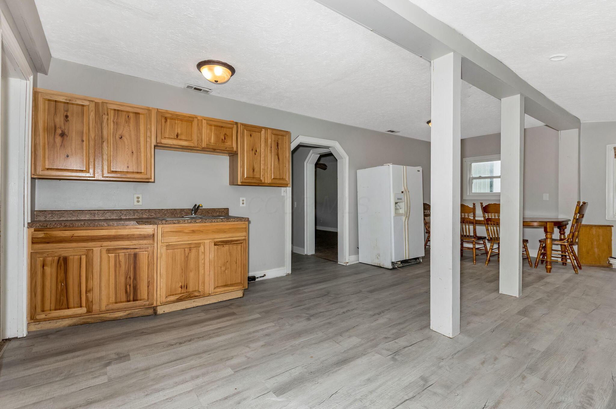 8781 Lancaster Thornville Road NE — photo