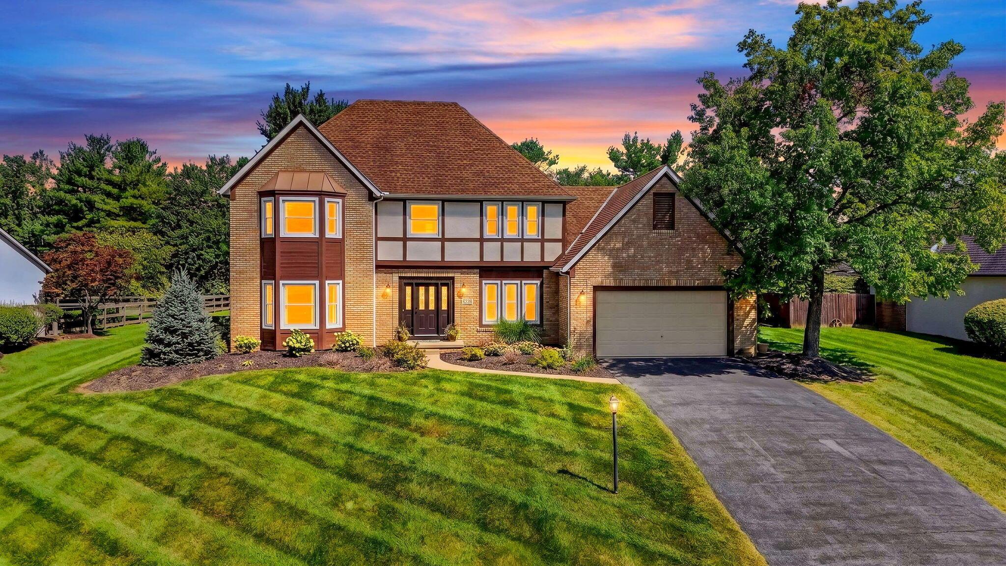 8538 Chateau Drive — photo