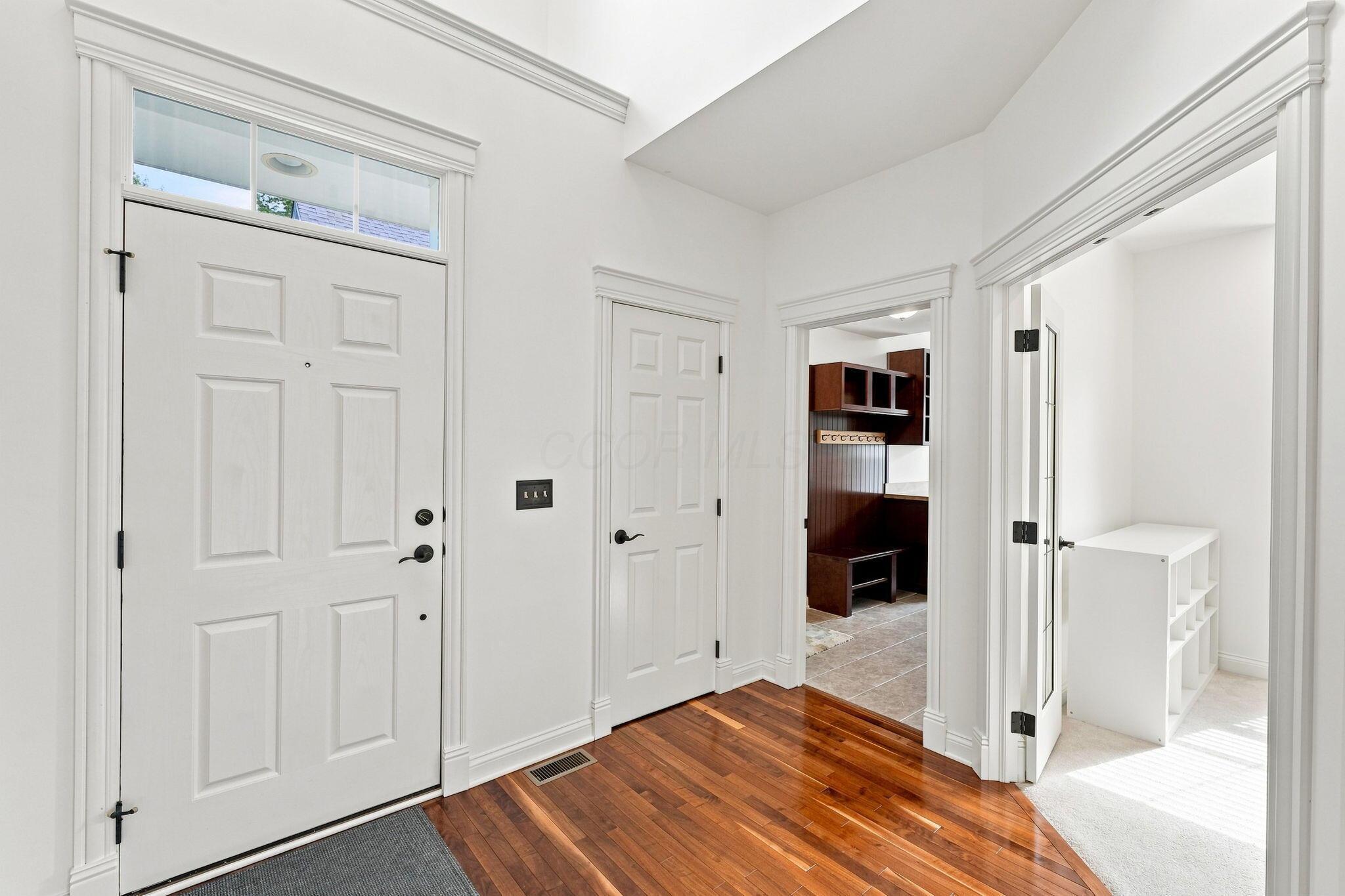 6816 Bishops Wood Drive — photo