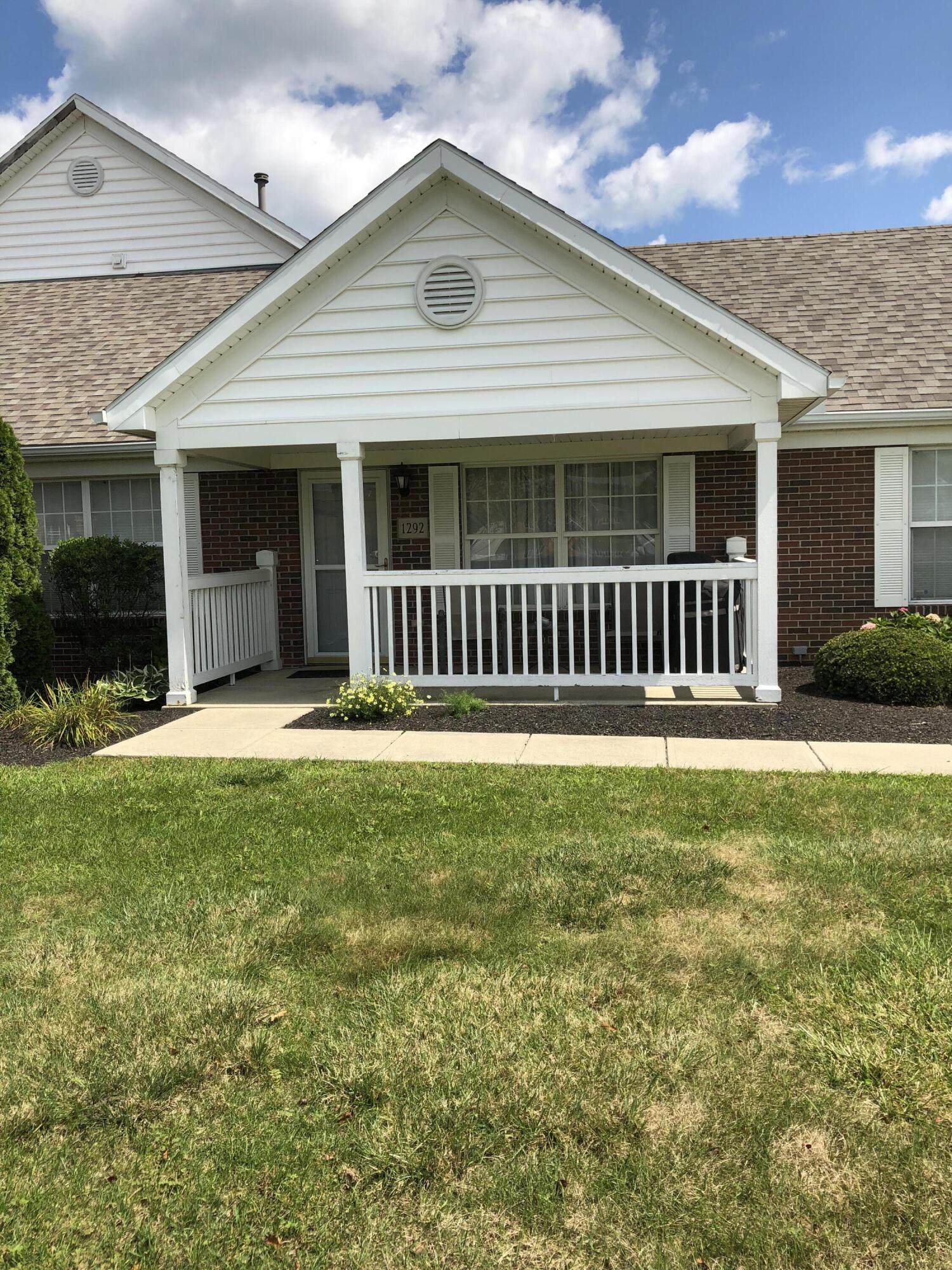 1292 Old Pond Drive — photo