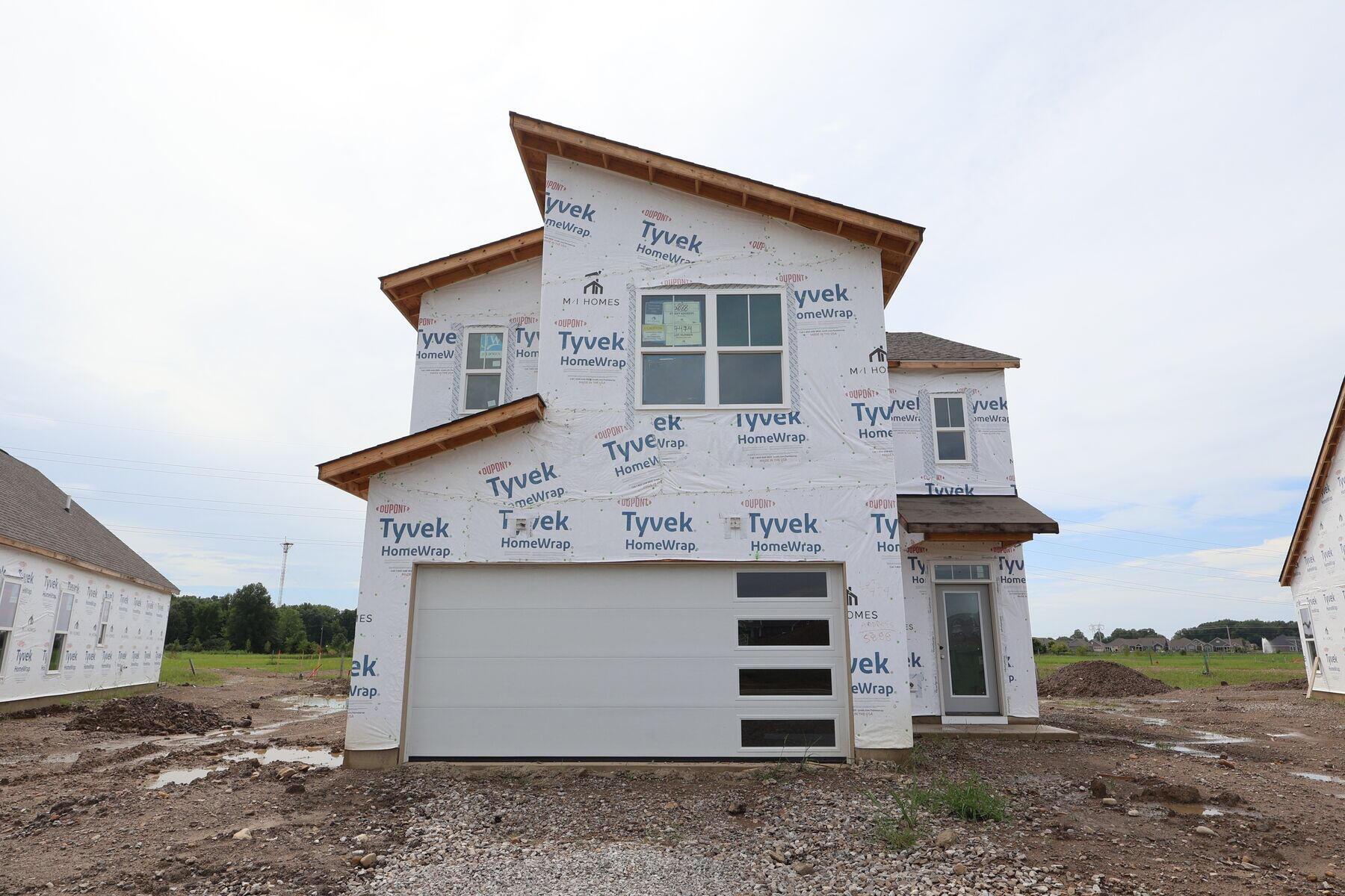 5888 Creekview Drive — photo