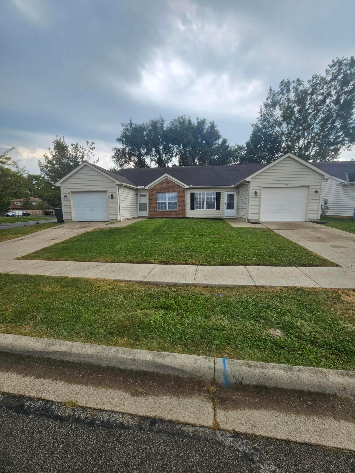 1460 October Ridge Court — photo