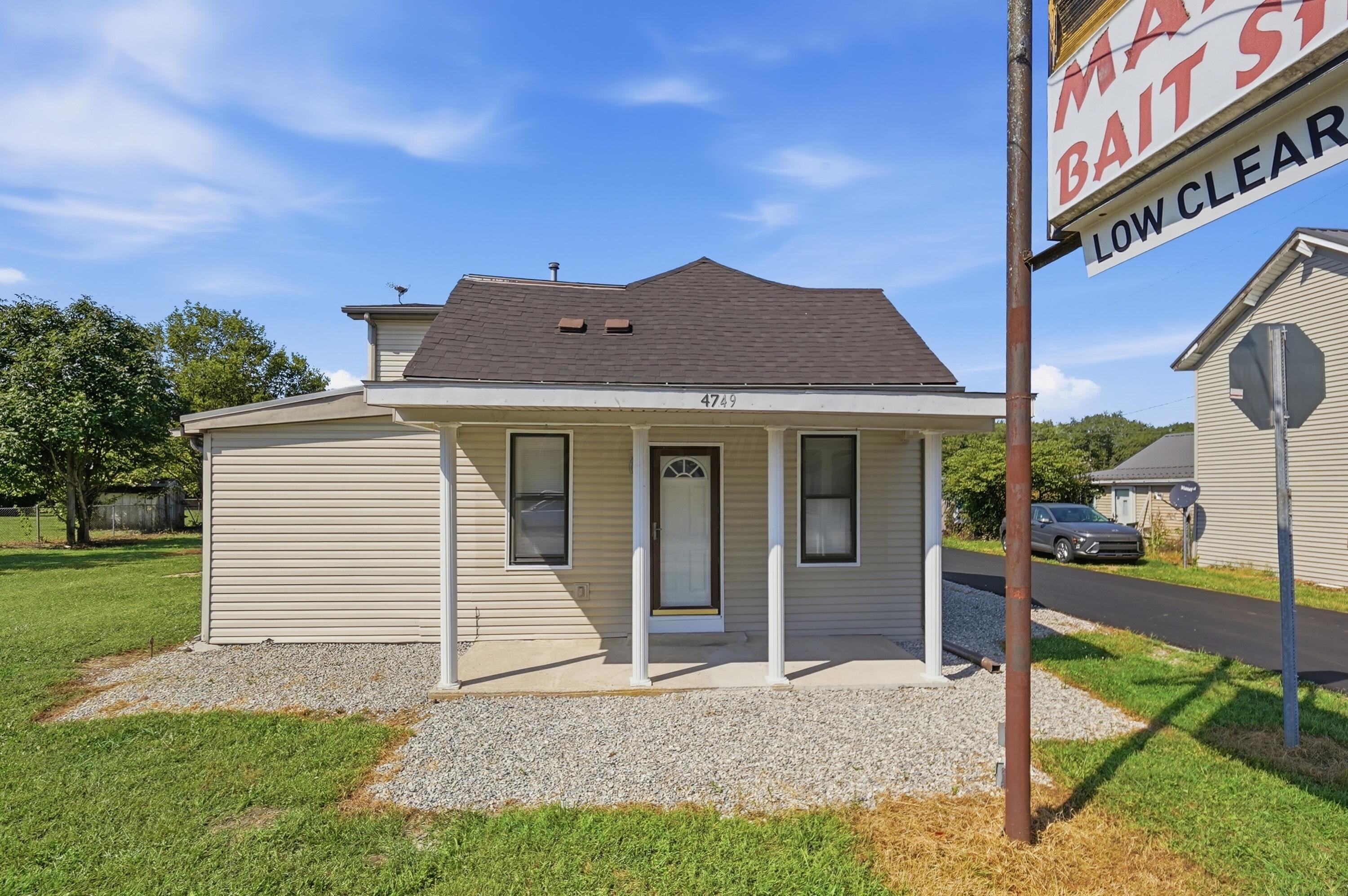 4749 NE State Route 207 NE — photo