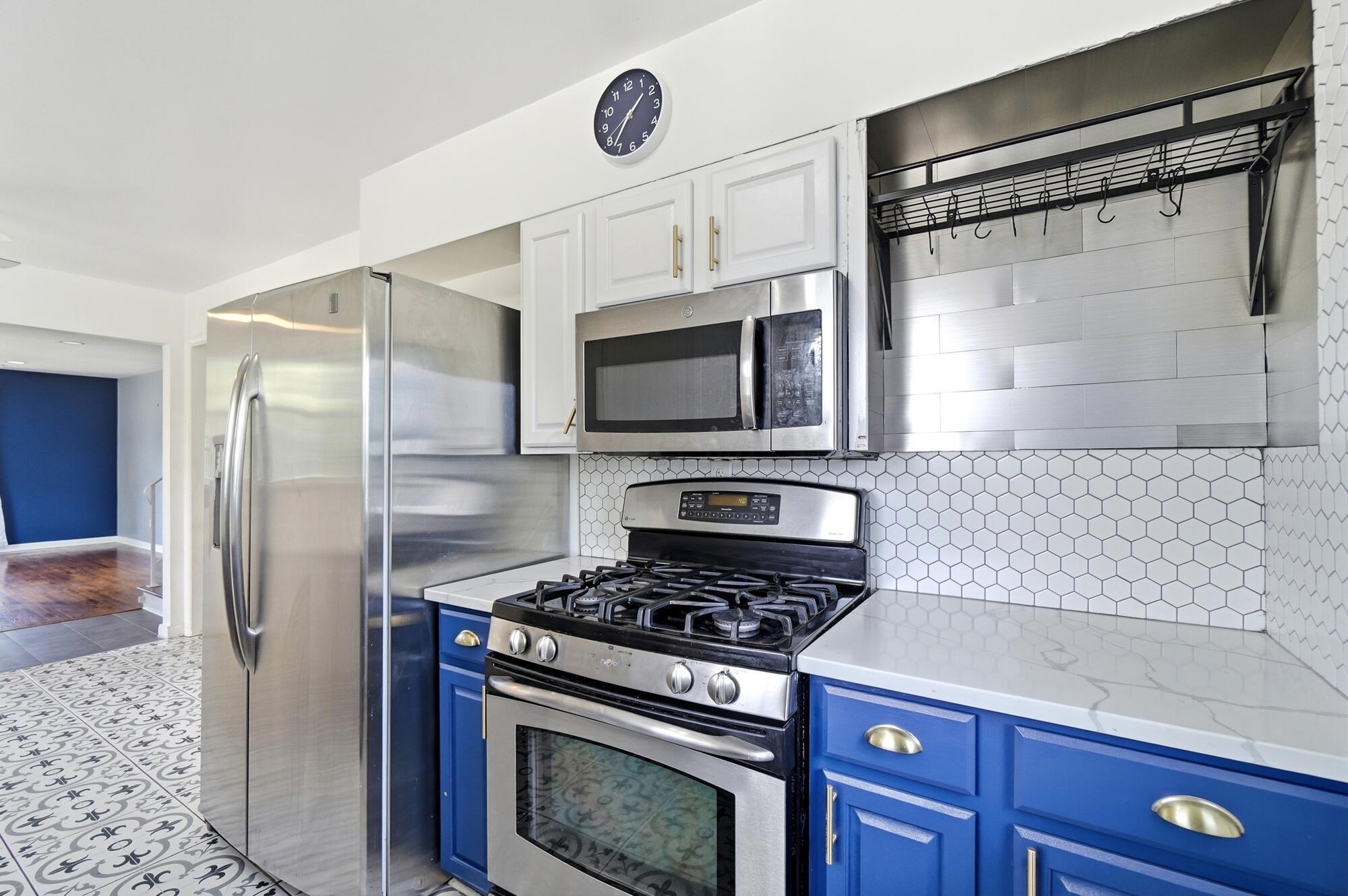 796 Drummond Court — photo