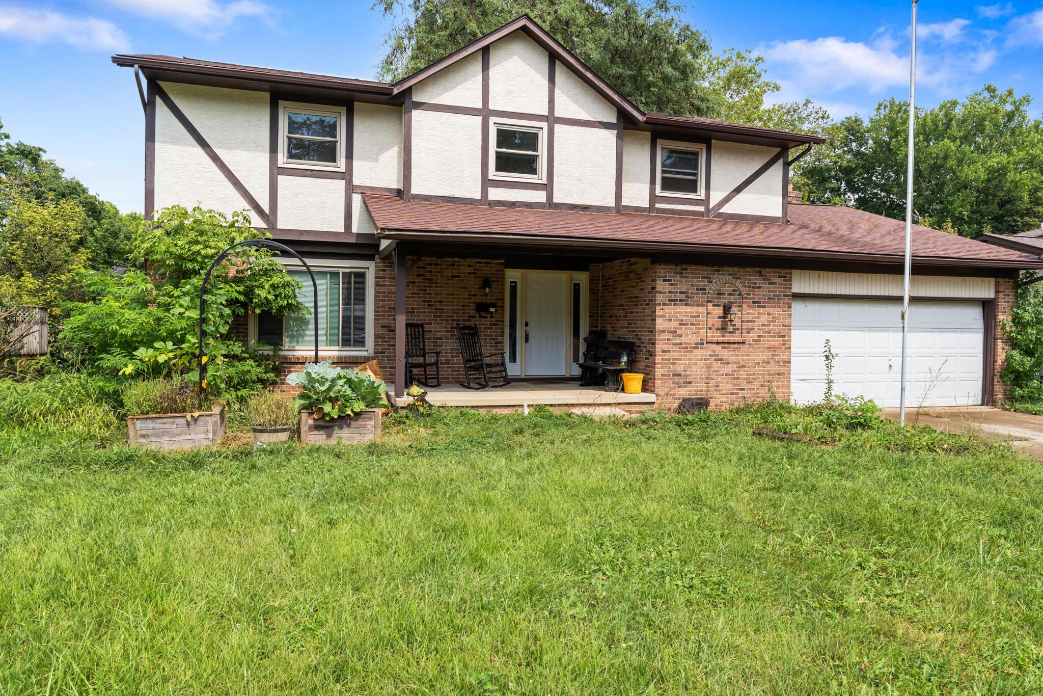 7086 White Butterfly Lane — photo