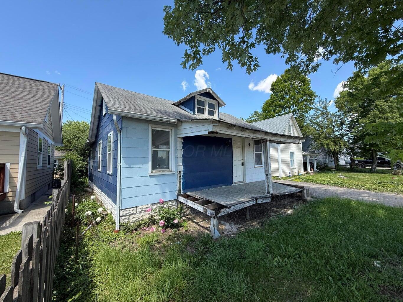 883 Barnett Road — photo