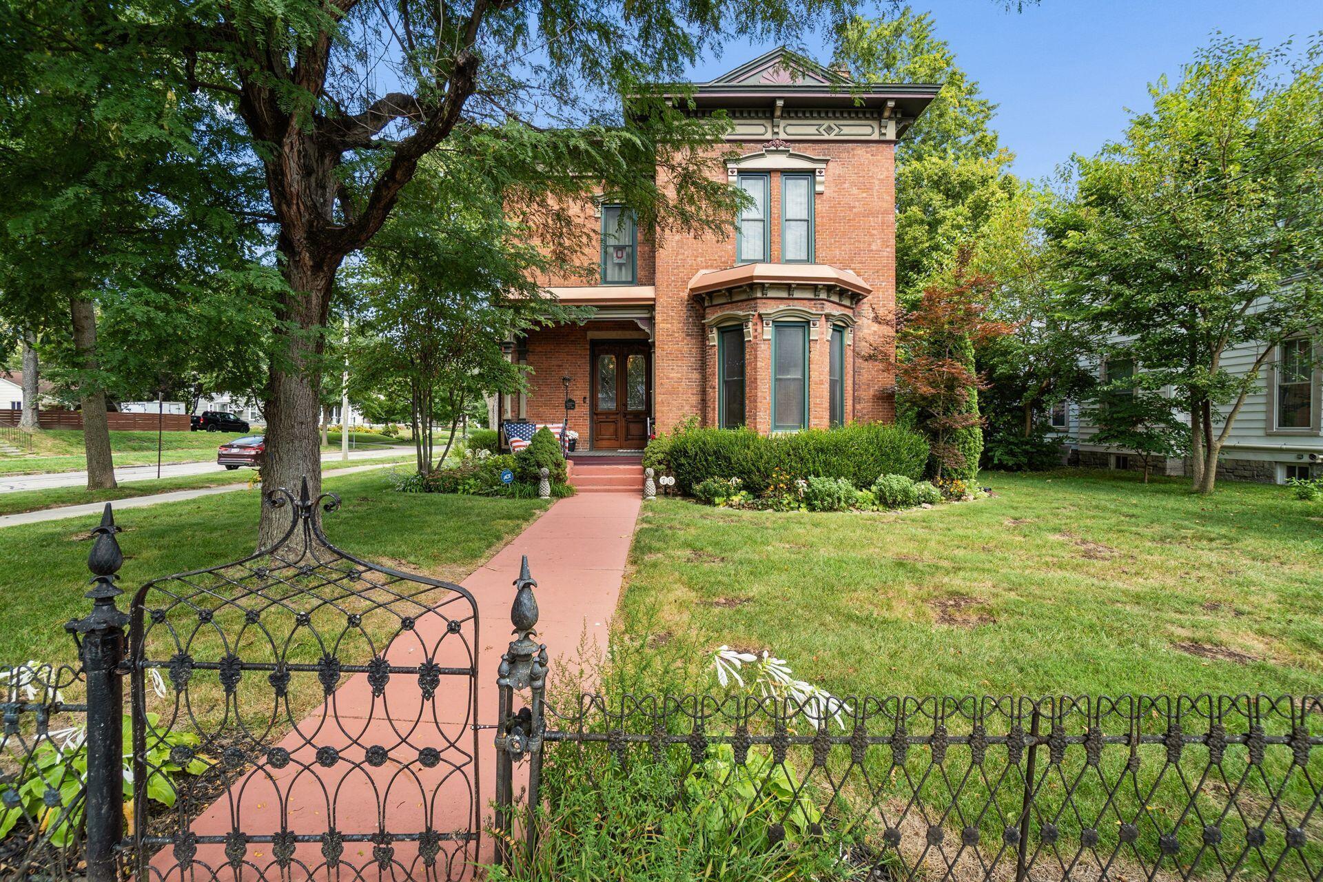 78 W Lincoln Avenue — photo