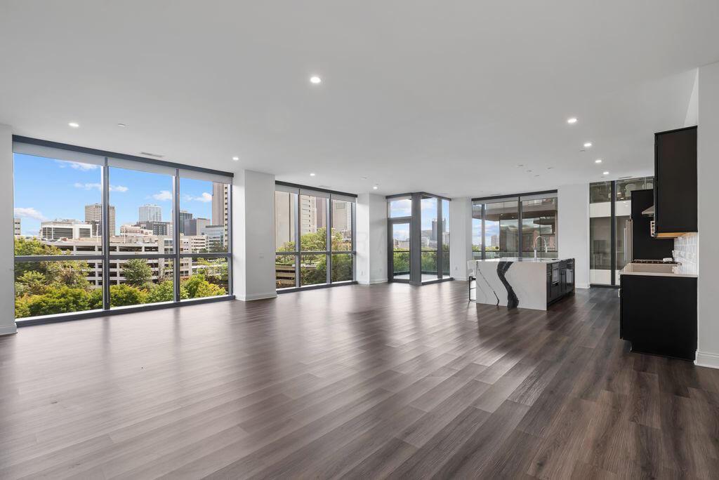 225 John H McConnell Boulevard, 501 — photo