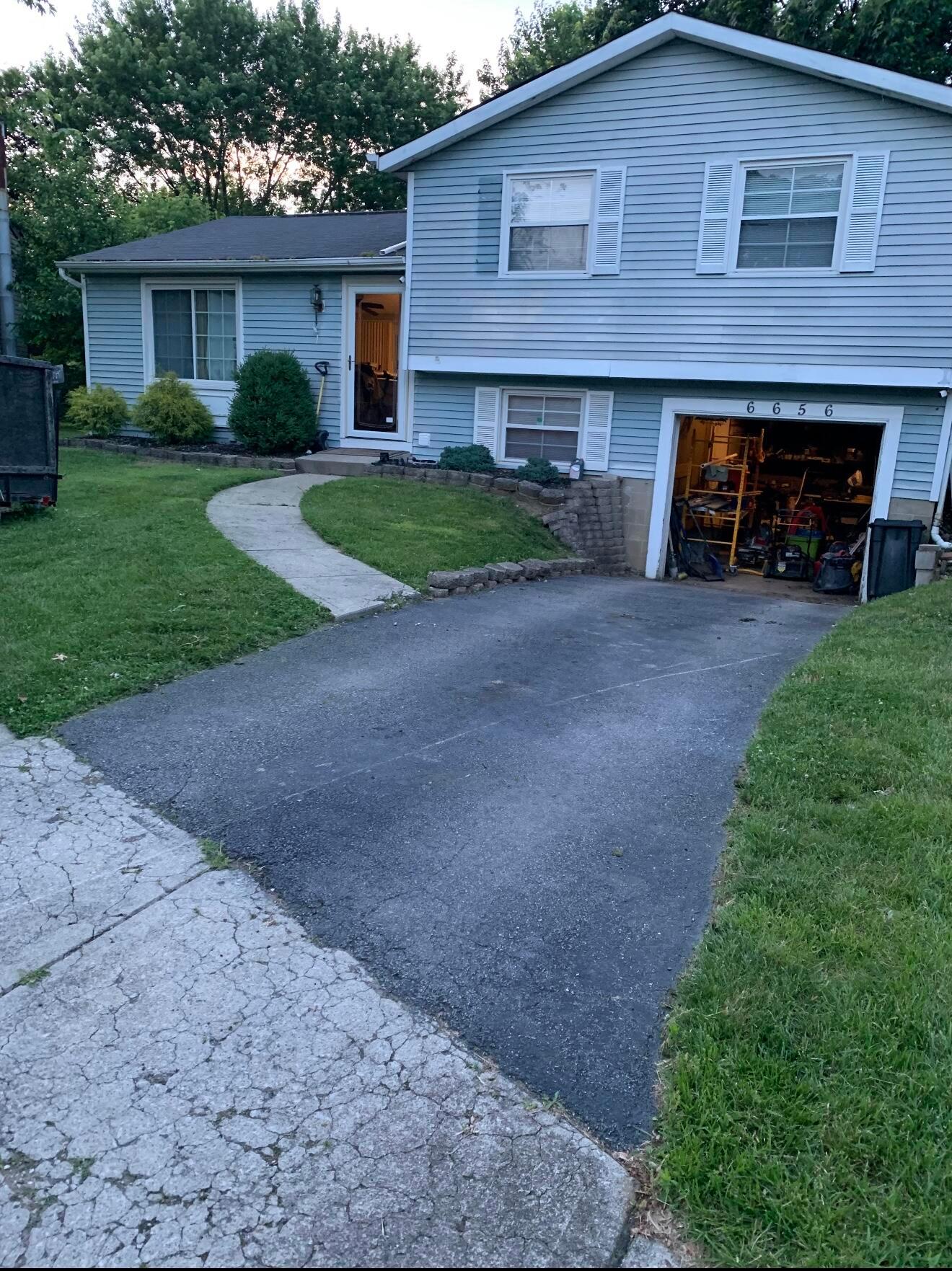 6656 Wembley Court — photo
