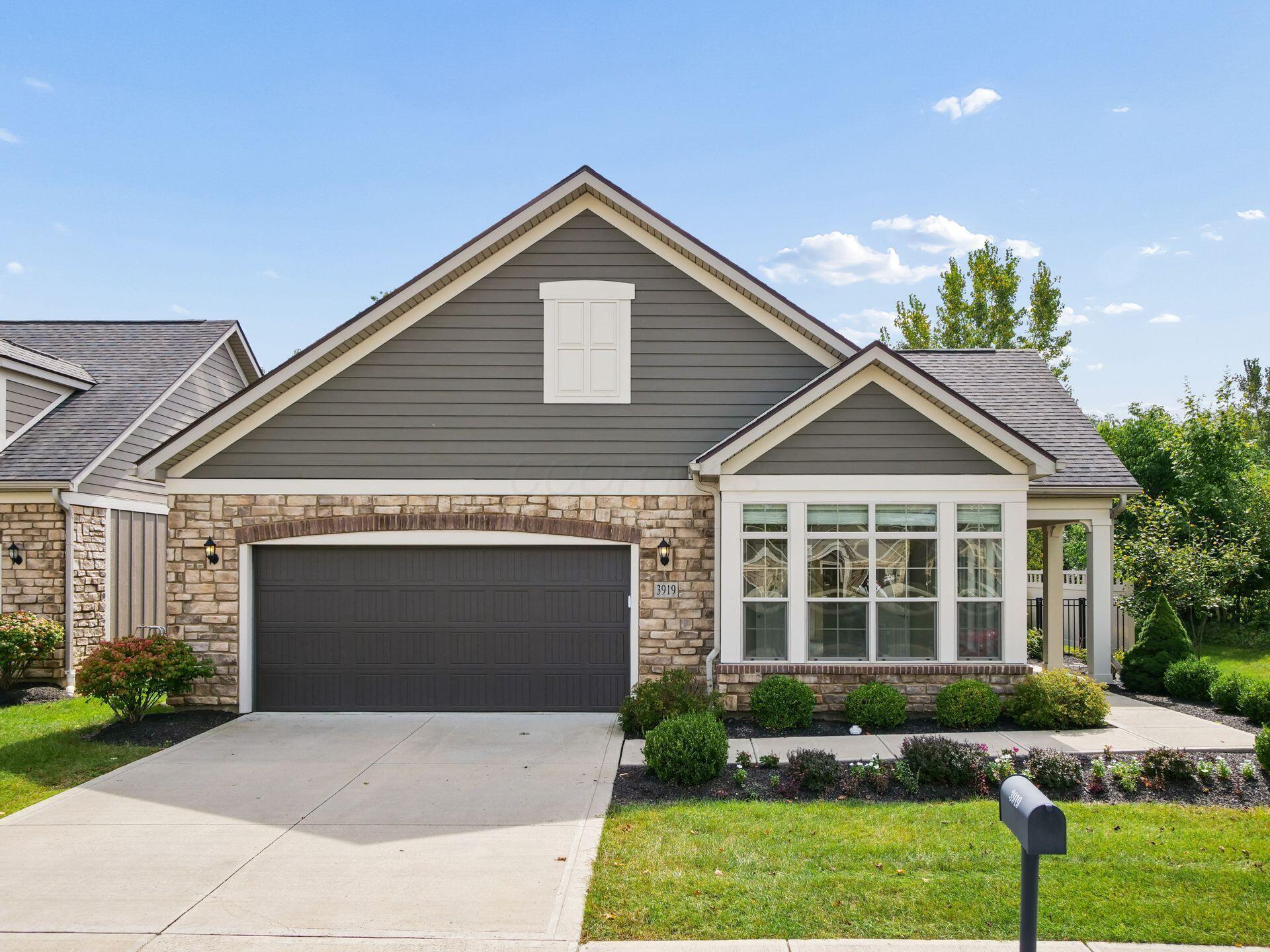 3919 Bradford Court — photo