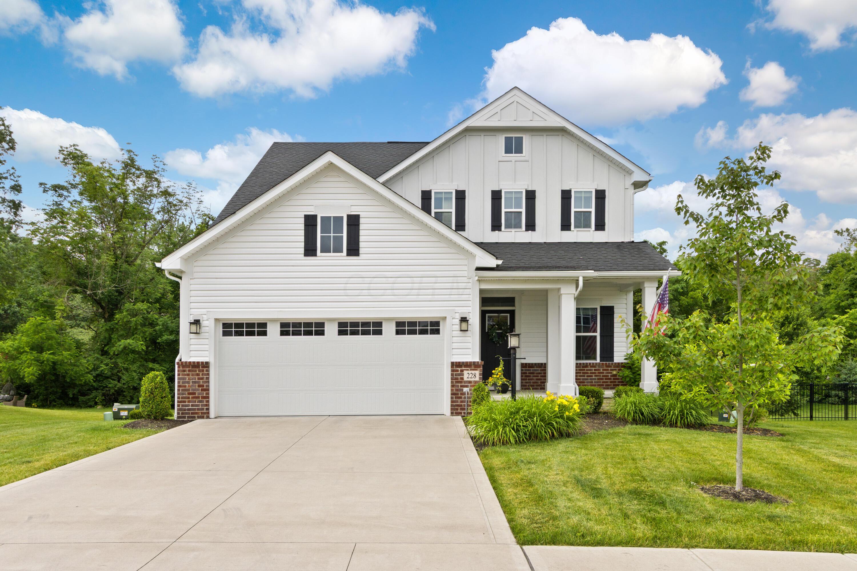 228 Arlington Drive — photo