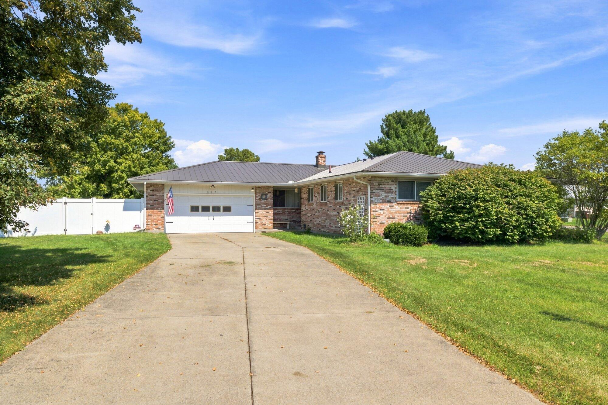 664 Edgefield Drive — photo