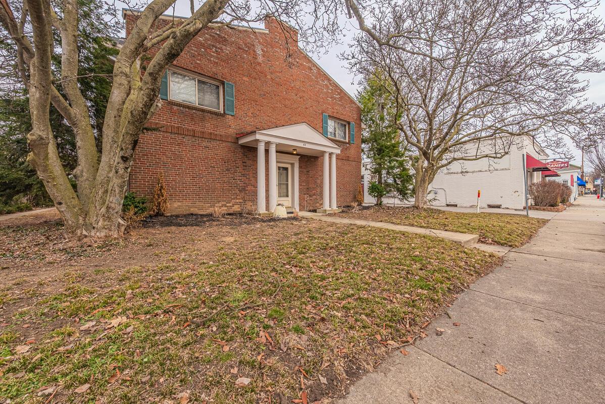 44-46 W Main Street, E — photo