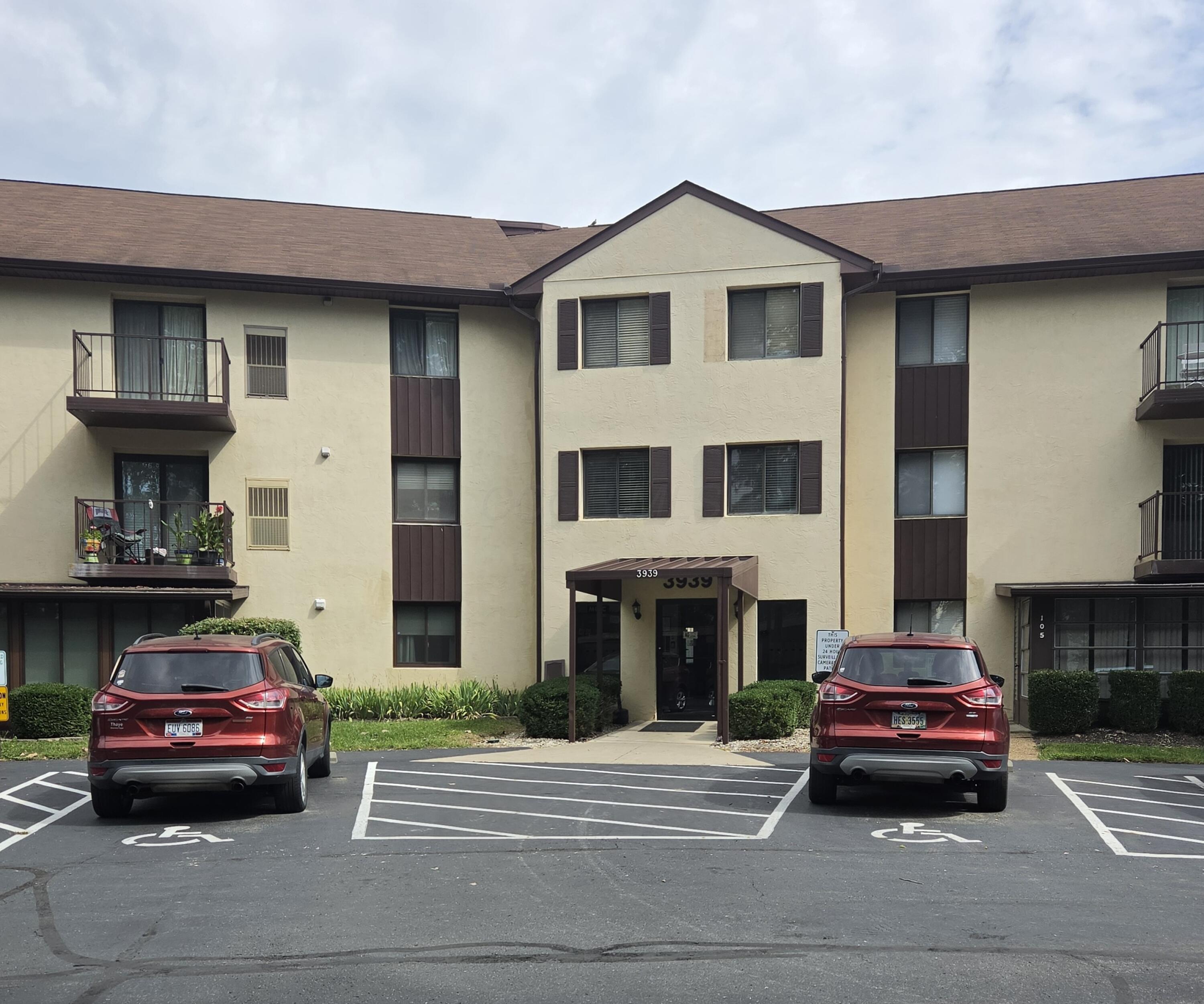 3939 Karl Road, 200 — photo