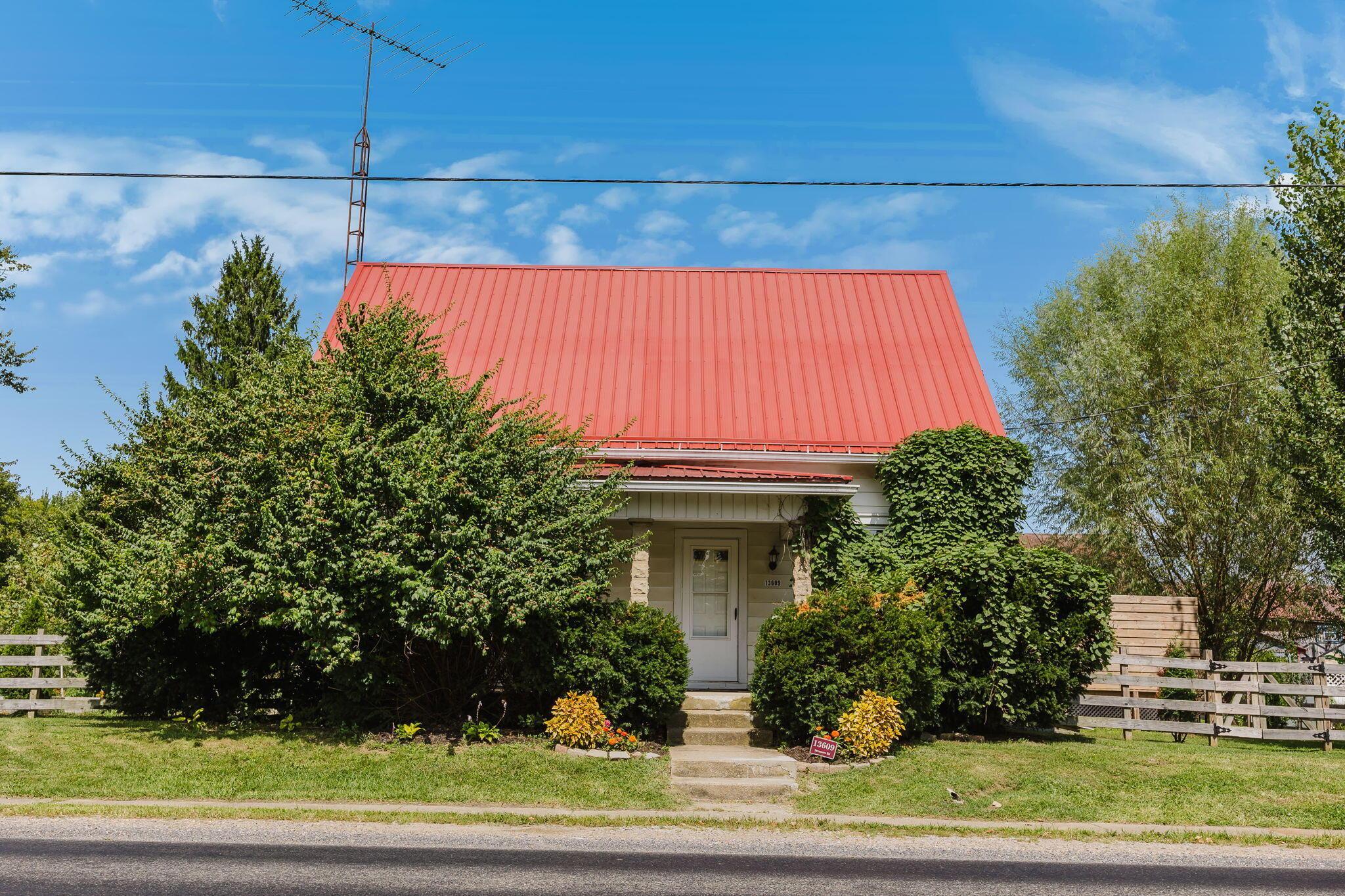 13609 Sycamore Road — photo