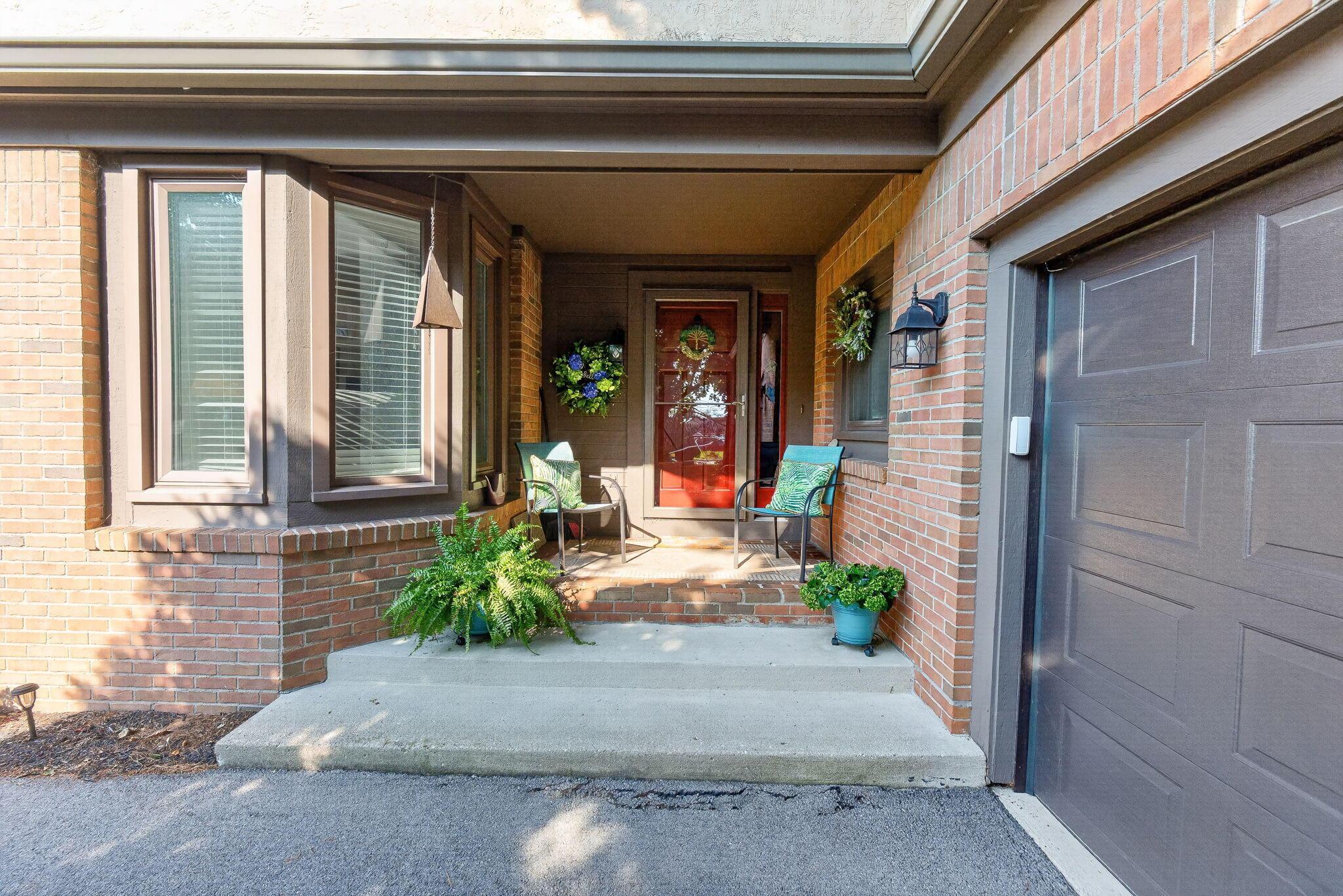 7243 Inverness Court — photo