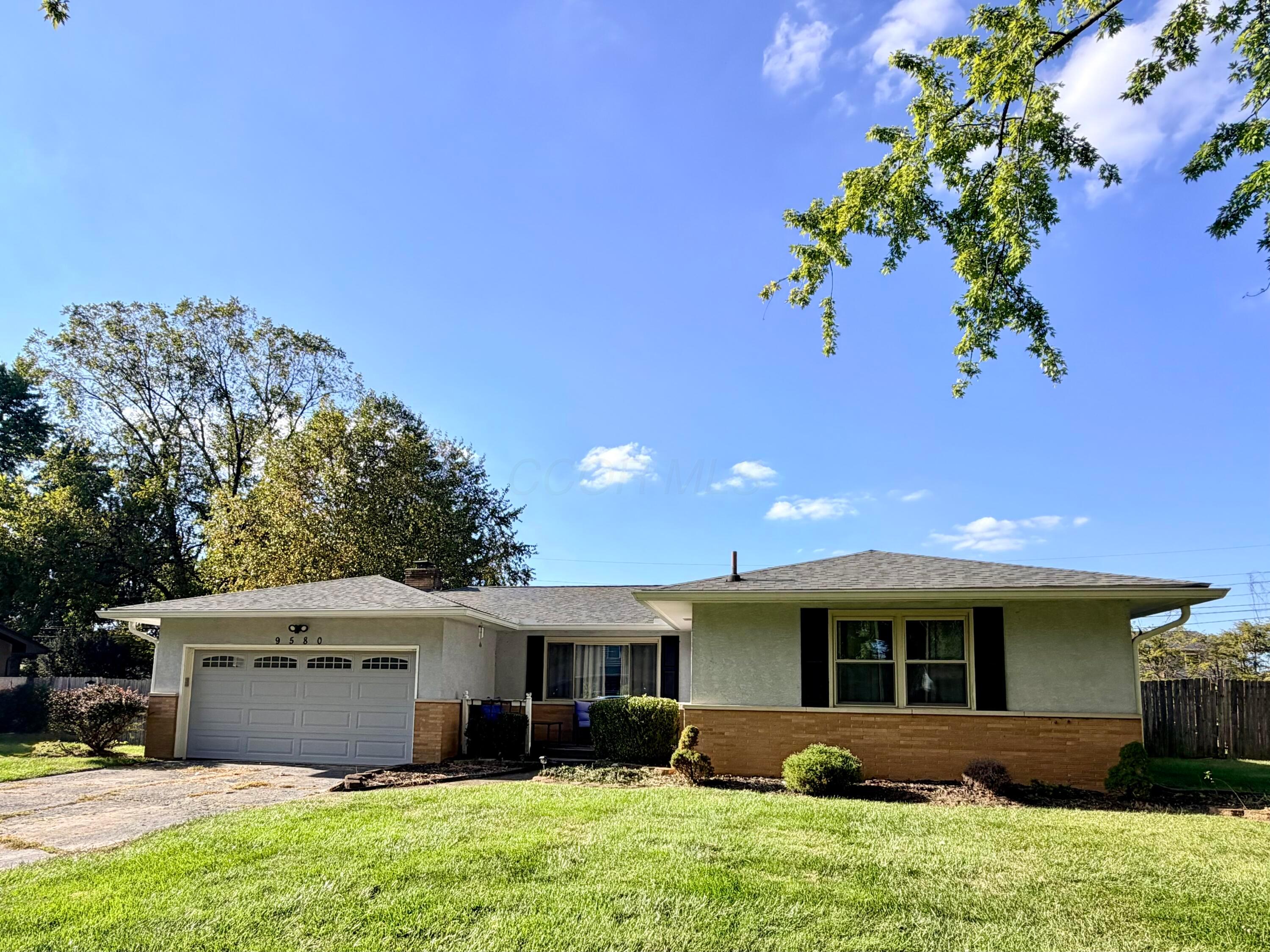 9580 Circle Drive South NW — photo