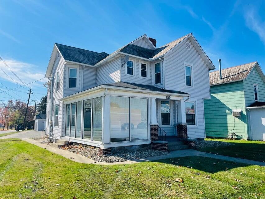 850 E Main Street — photo