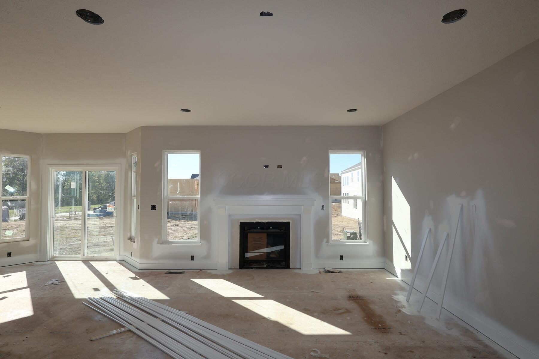 568 Fadley Loop E, Delaware, OH 43015 — photo 2