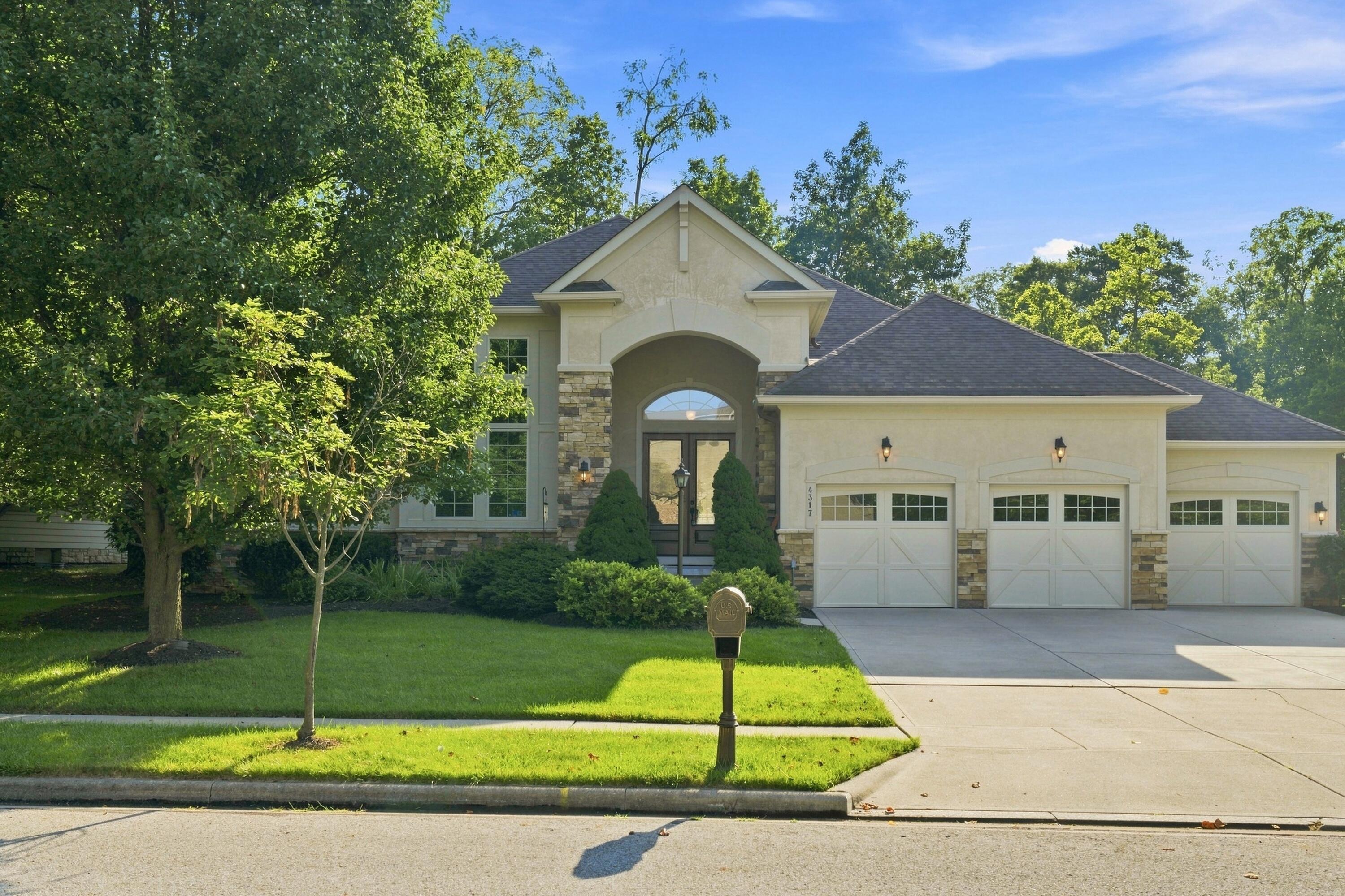 4317 Yellow Wood Drive, 12SC — photo
