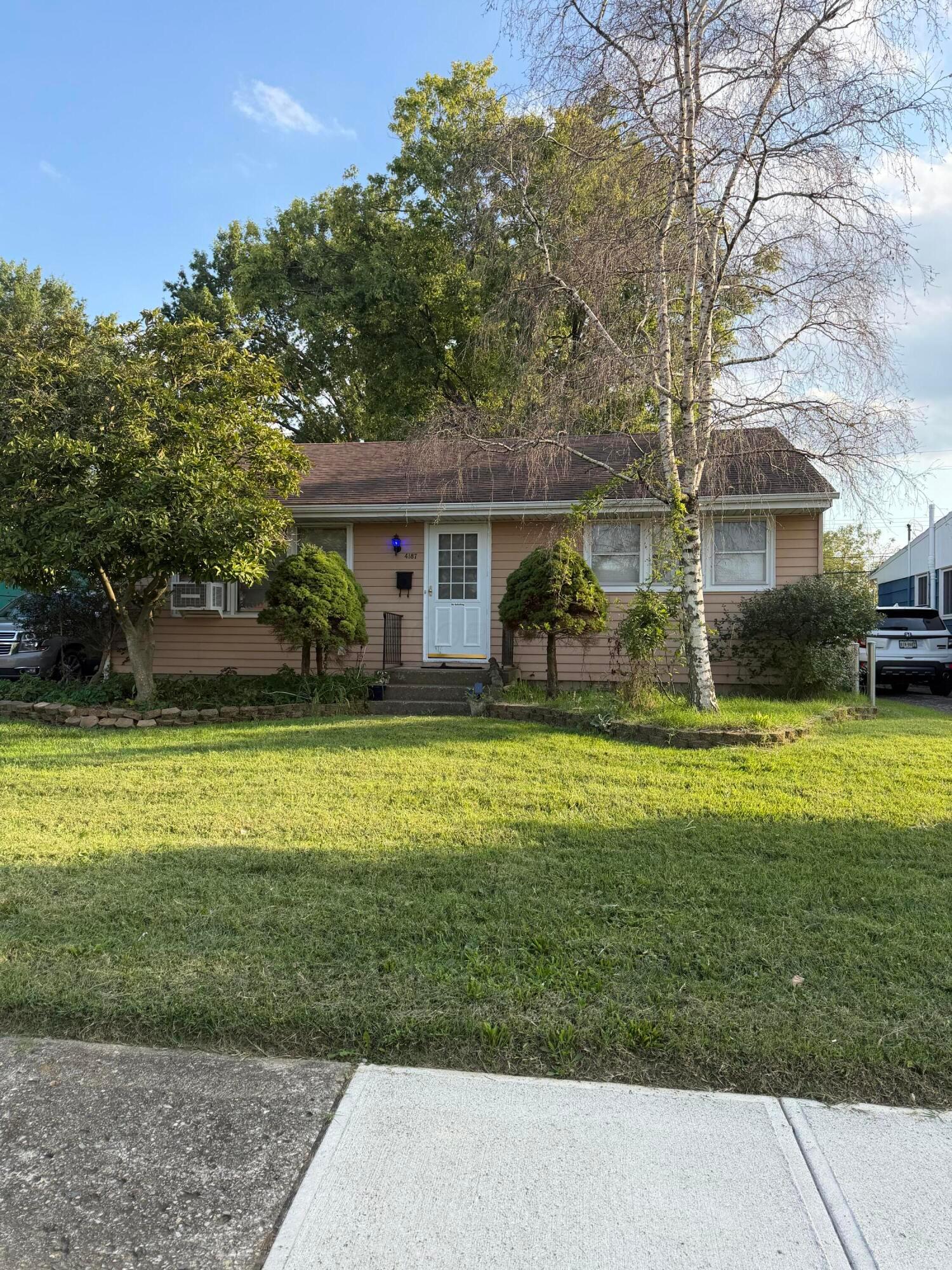 4187 Wright Park — photo