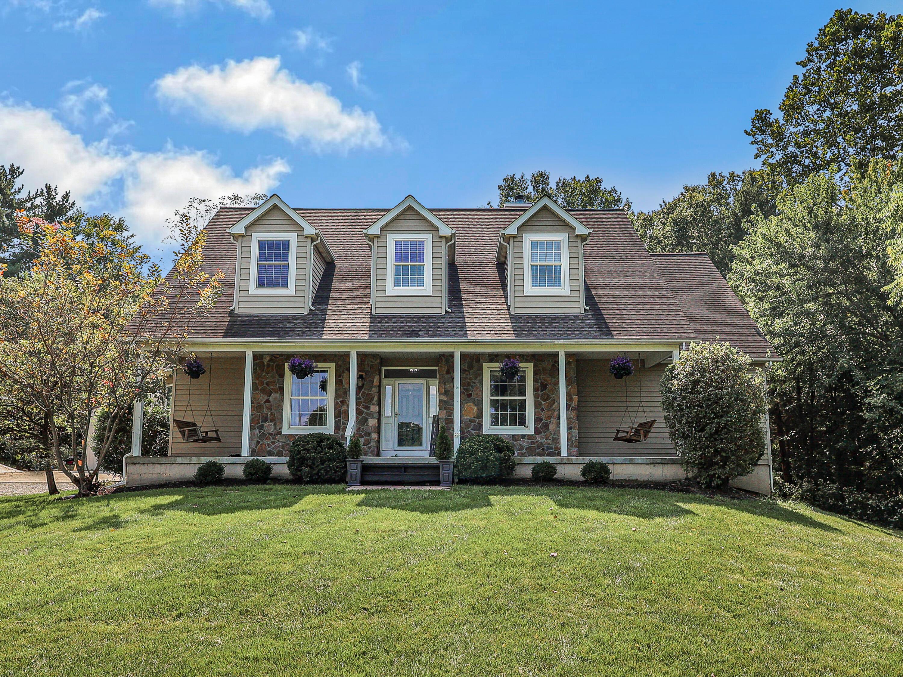 5876 Jaycox Road — photo