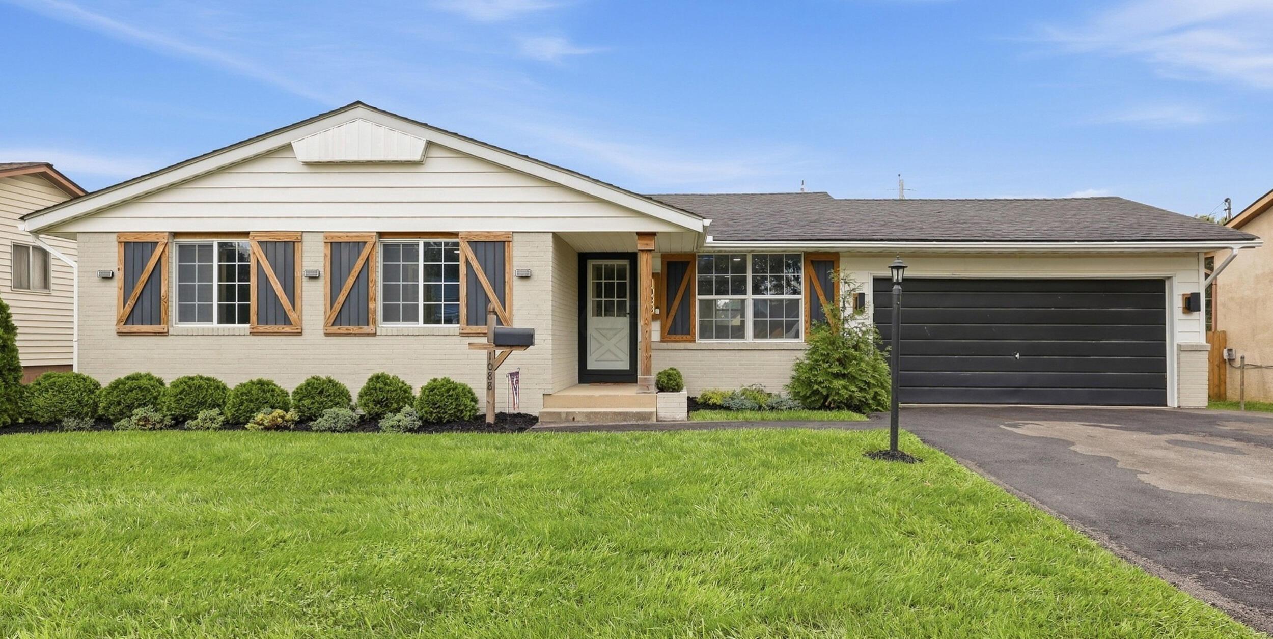 1088 Torrey Hill Drive — photo