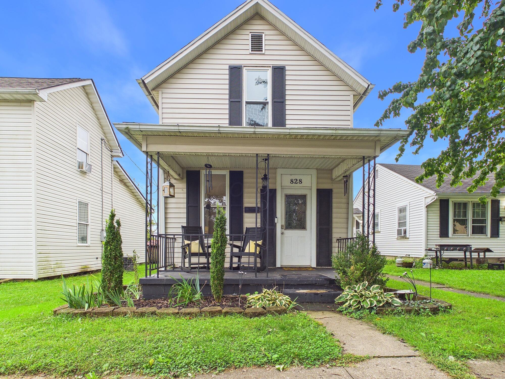 828 E Wheeling Street — photo