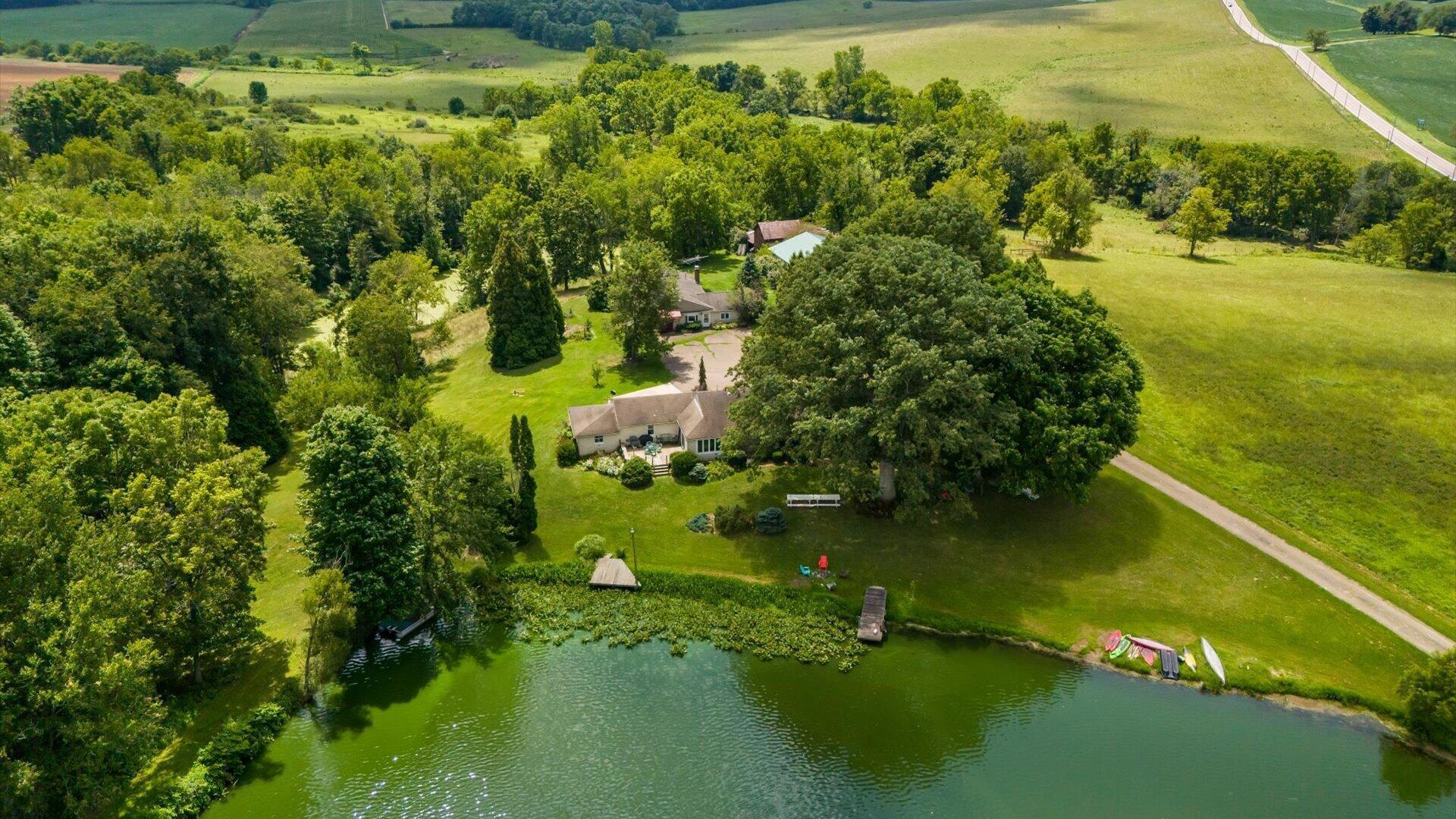 3976 Millersburg Road — photo