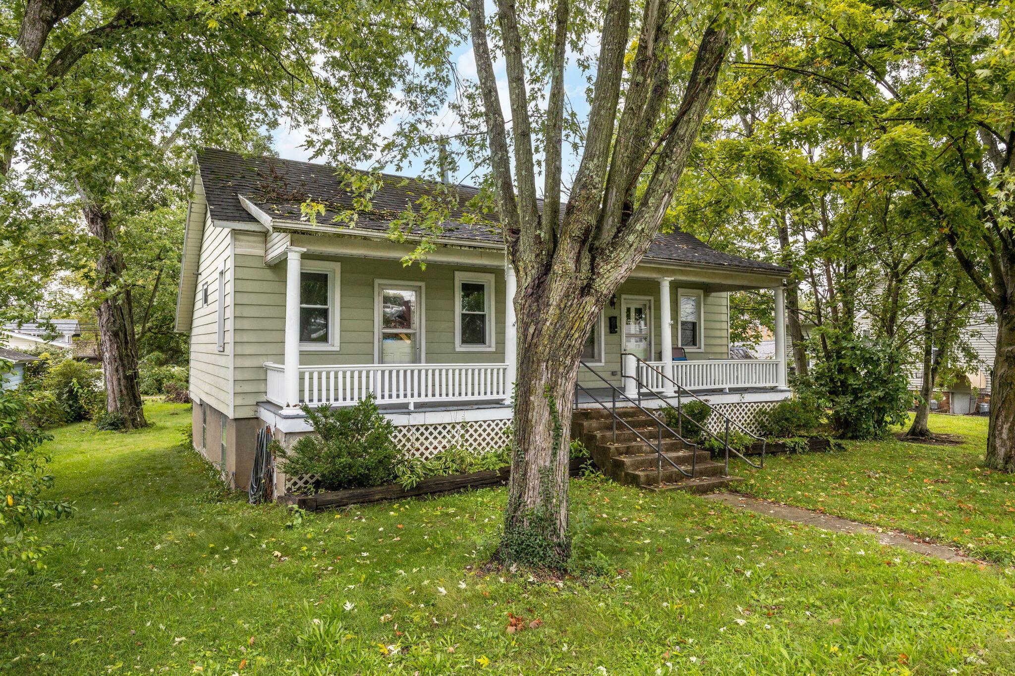 213 S Walnut Street — photo
