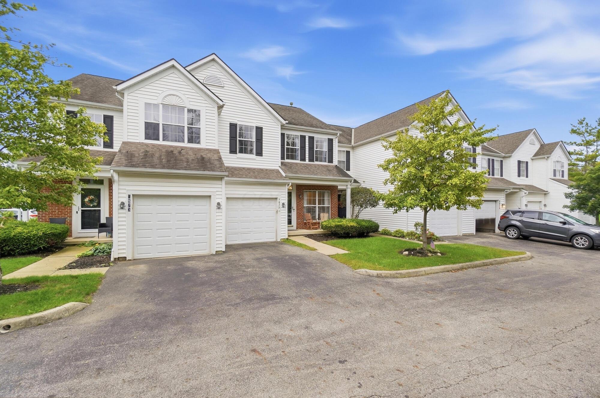 5877 Scioto Hill Lane — photo
