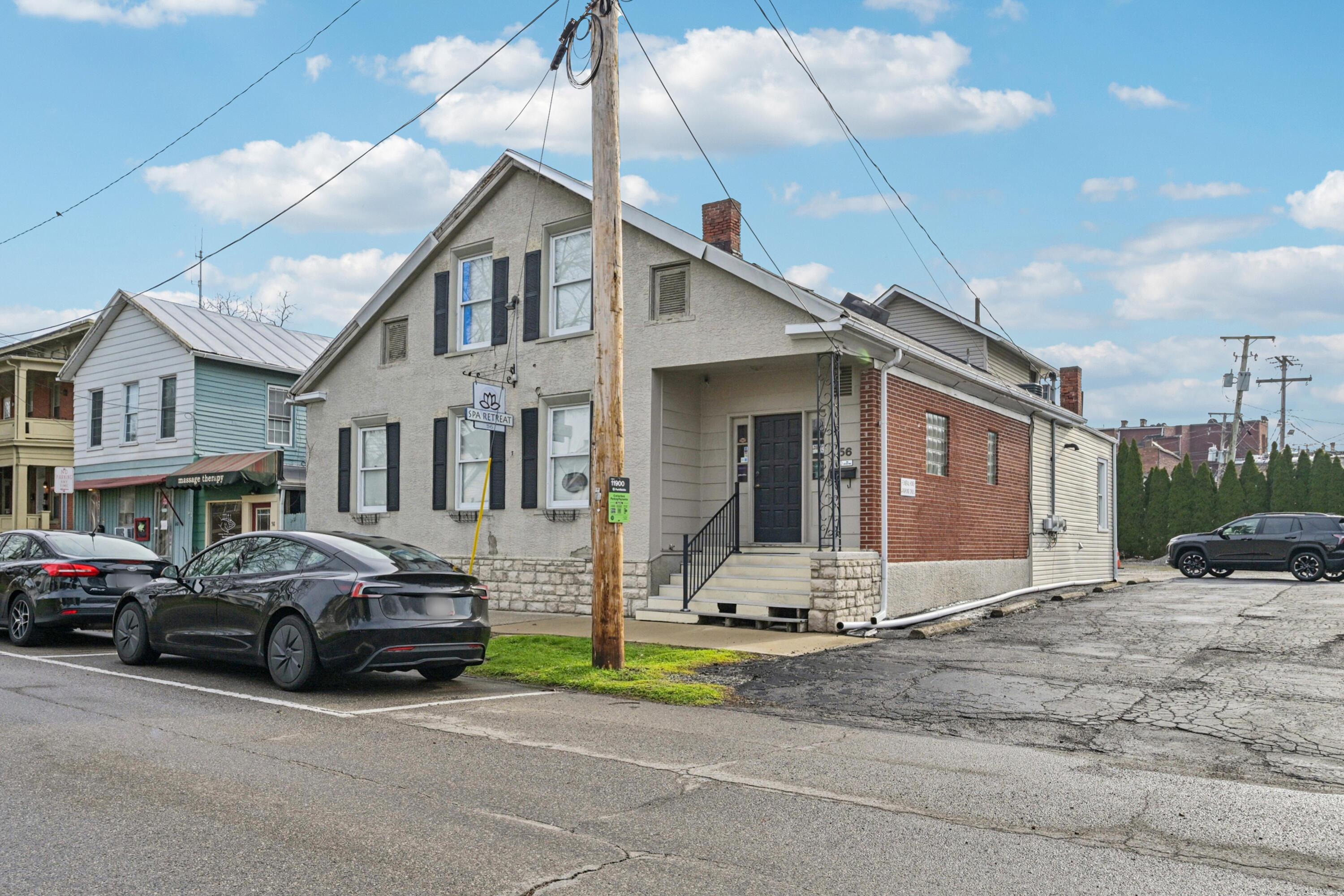 56 N Franklin Street — photo