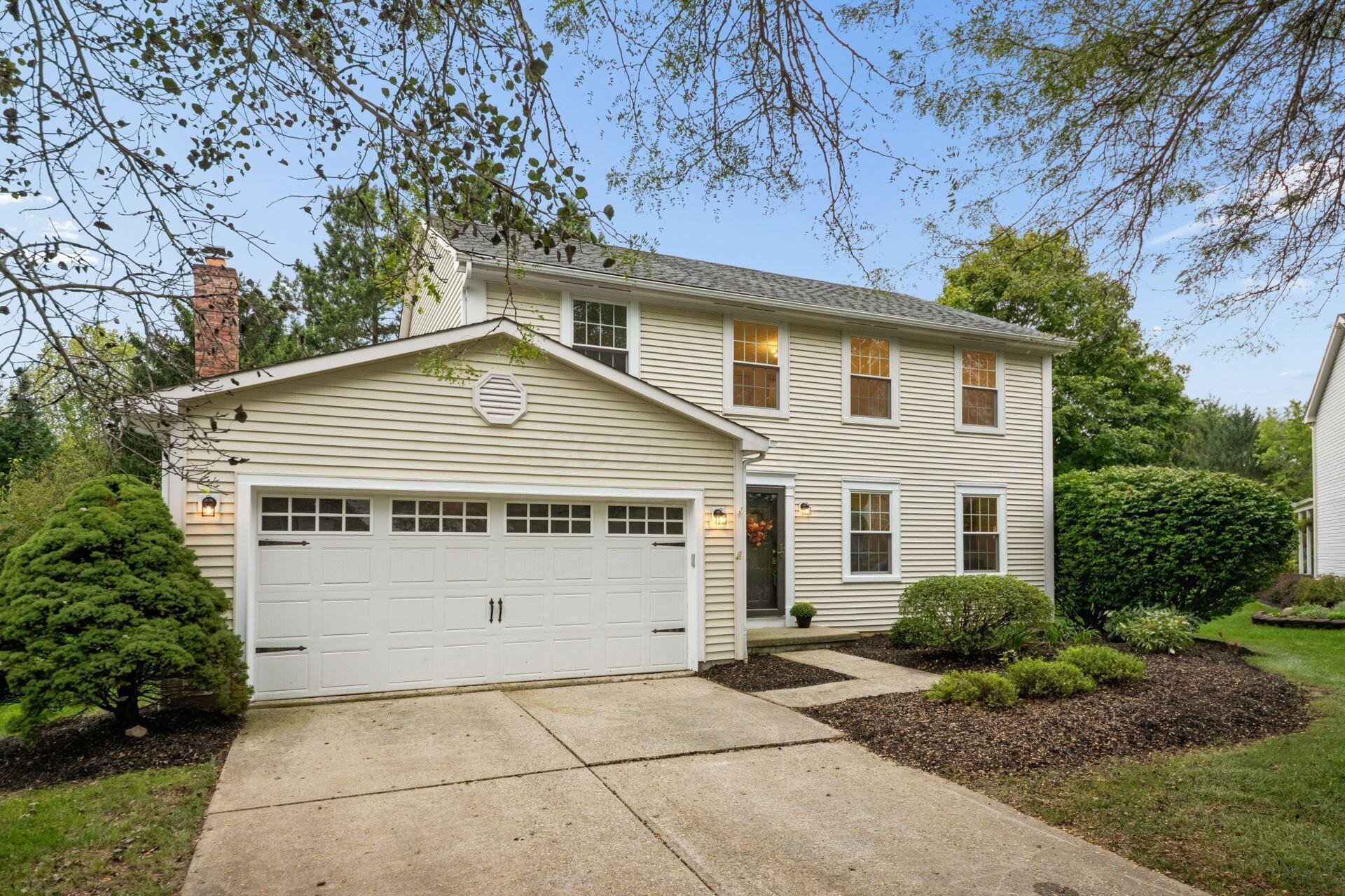 5925 Muncie Court — photo