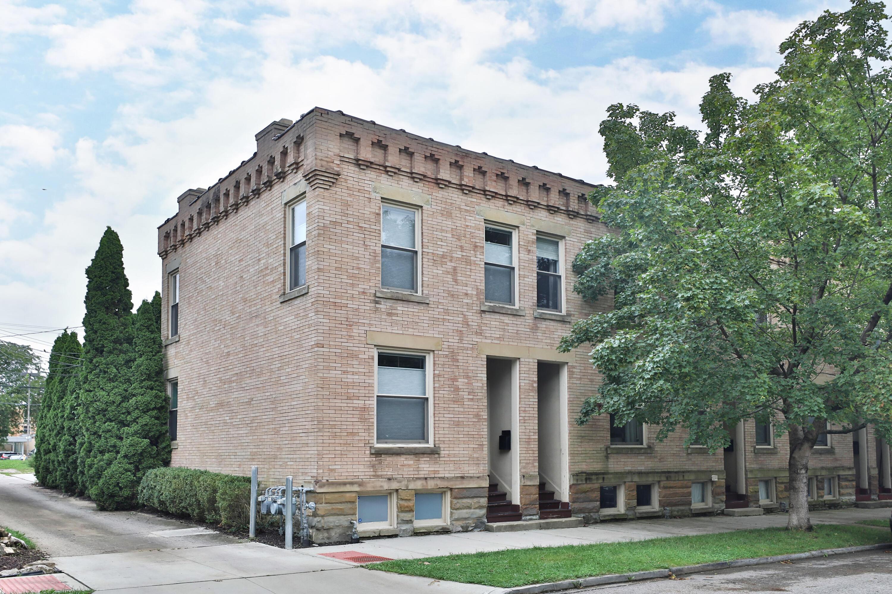 1092 Highland Street — photo